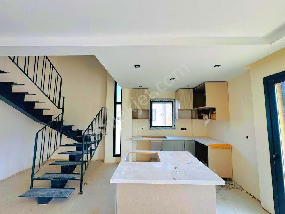 Kuşadasında Plaja Çok Yakın Özel Havuzlu Sıfır Villa - Görsel 29