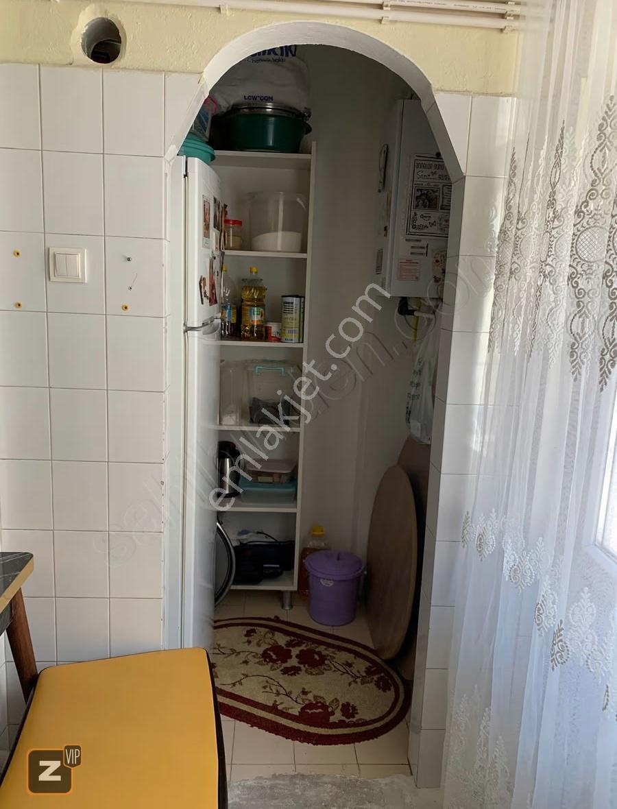 Yeni Mallalle'de Satılık 3+1 Kombi Isıtmalı Daire - Görsel 5