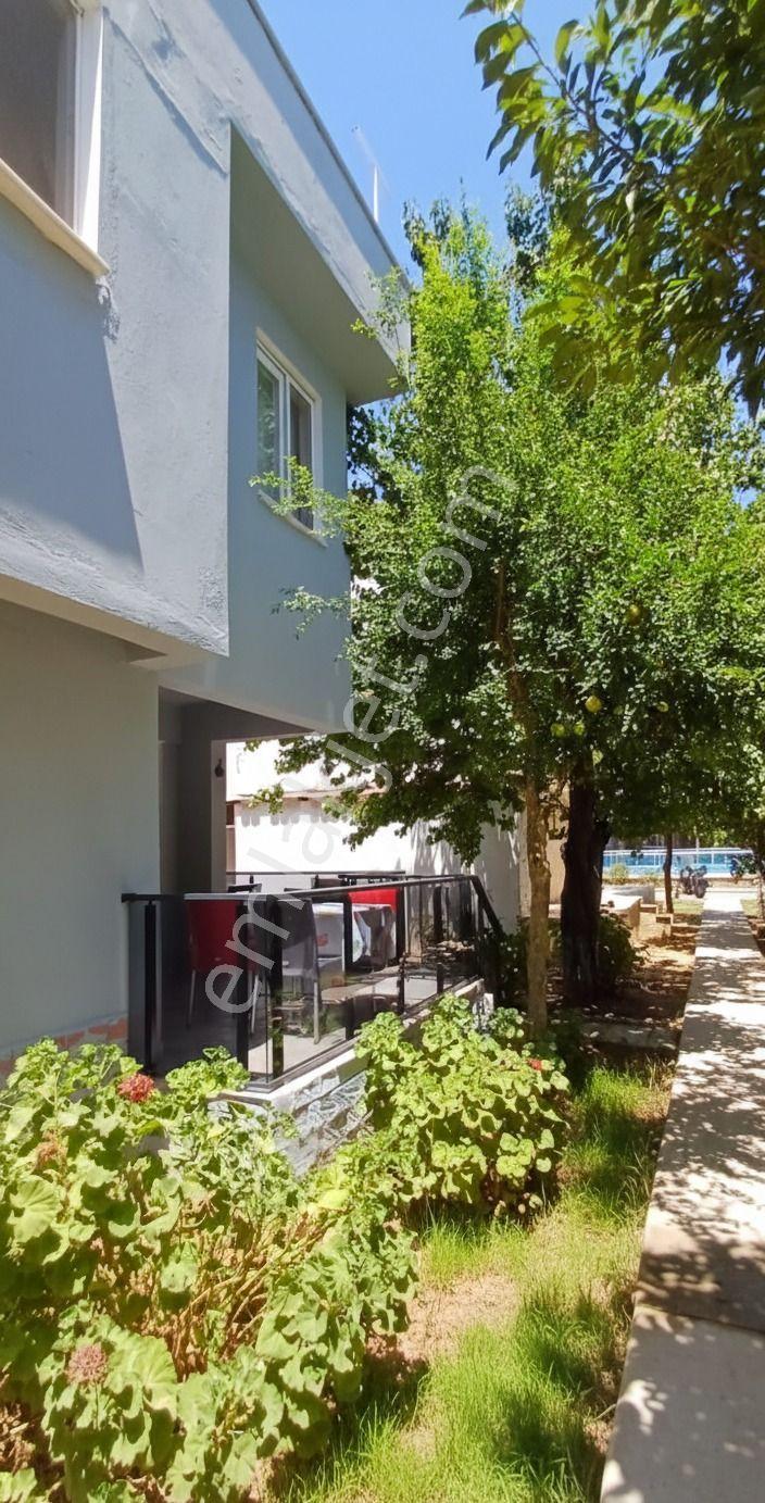 Altınkum'da Havuzlu Site İçerisinde, Denize Yürüme Mesafesinde Kiralık Villa - Görsel 22