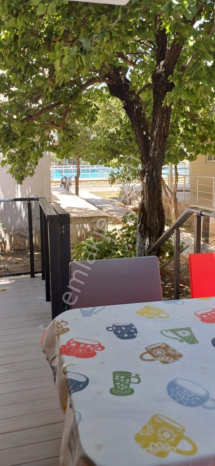 Altınkum'da Havuzlu Site İçerisinde, Denize Yürüme Mesafesinde Kiralık Villa - Görsel 18