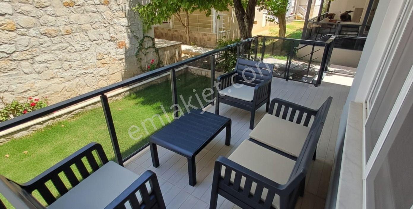 Altınkum'da Havuzlu Site İçerisinde, Denize Yürüme Mesafesinde Kiralık Villa - Görsel 21