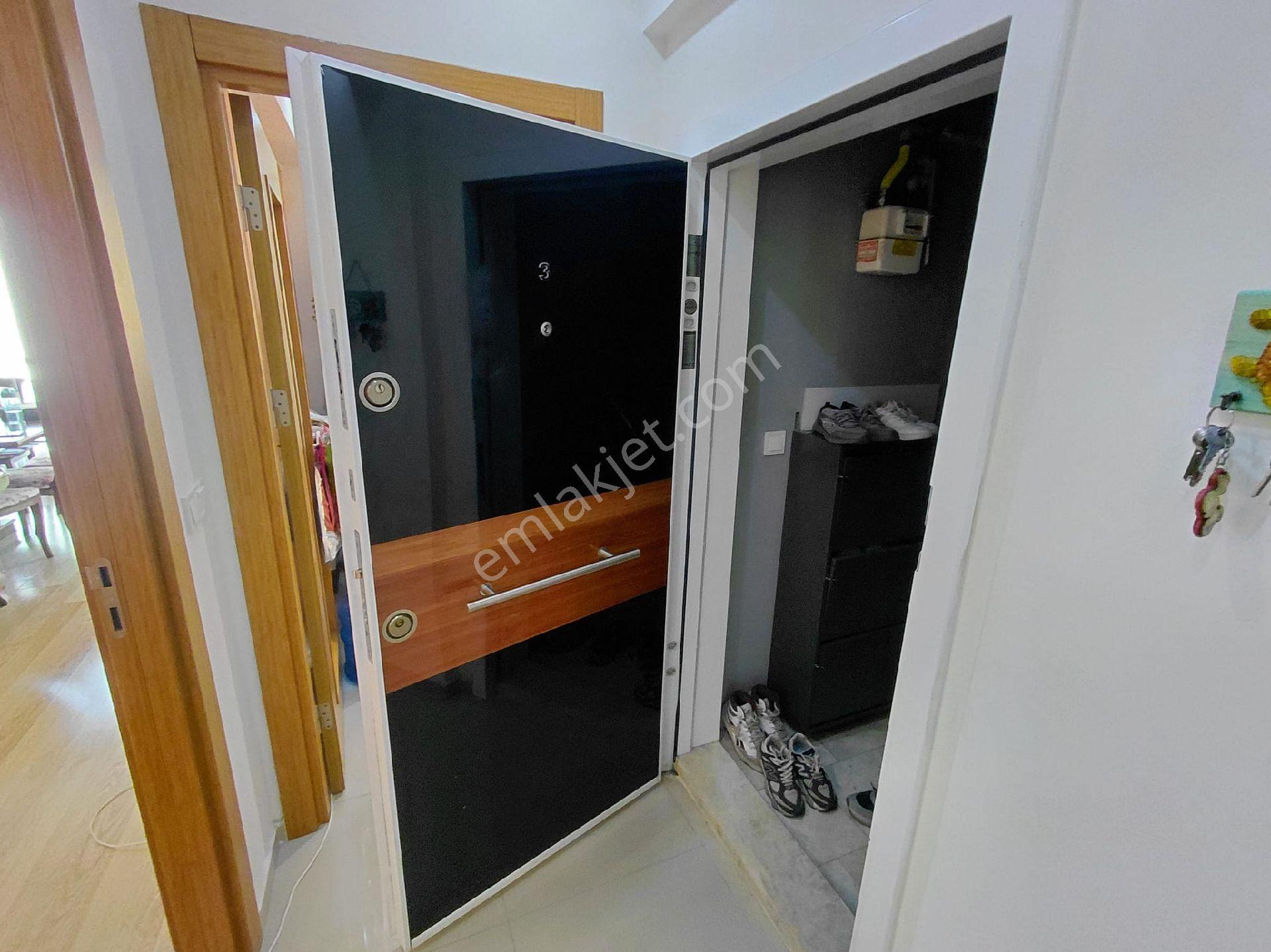 7506 Sokak'ta Satılık 2+1 Daire, 88m², Doğalgazlı, Çift Balkonlu - Görsel 21