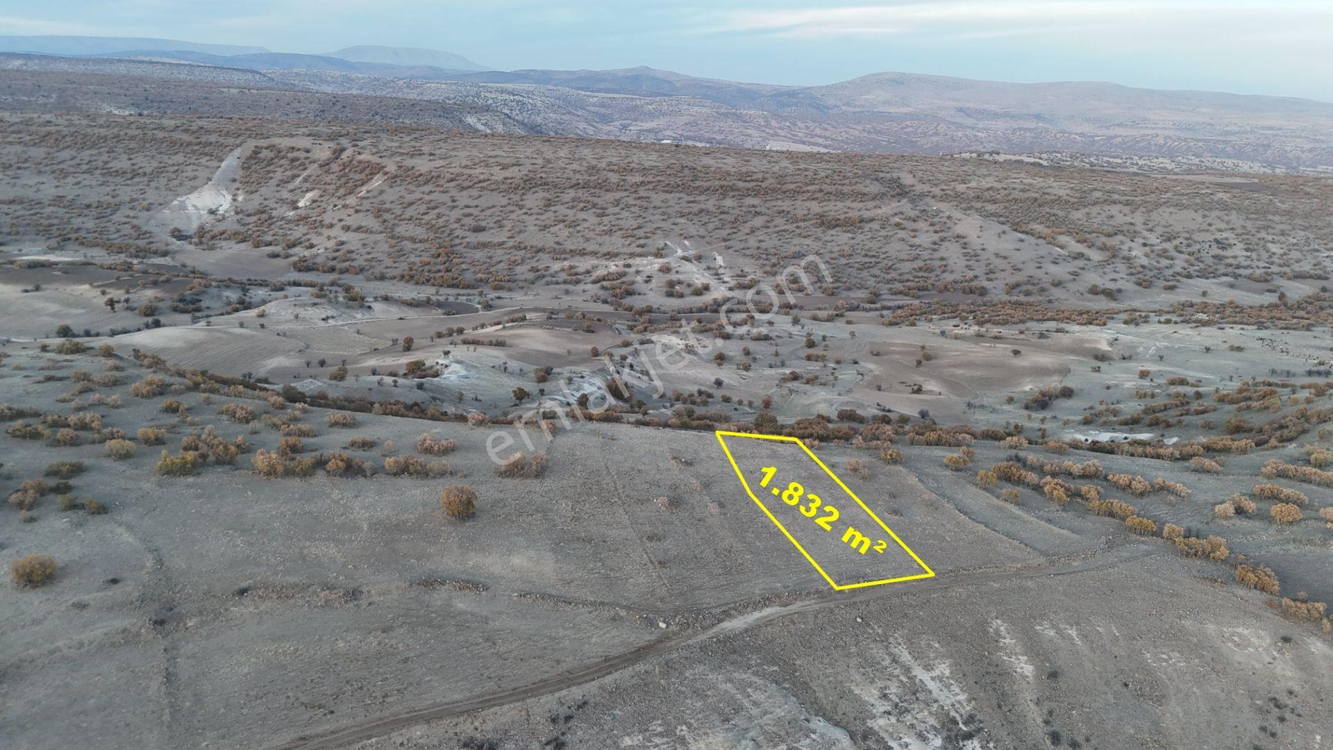 Meram Yeşildere Mahallesinde Yola Sıfır 1.832 M² Müstakil Tarla