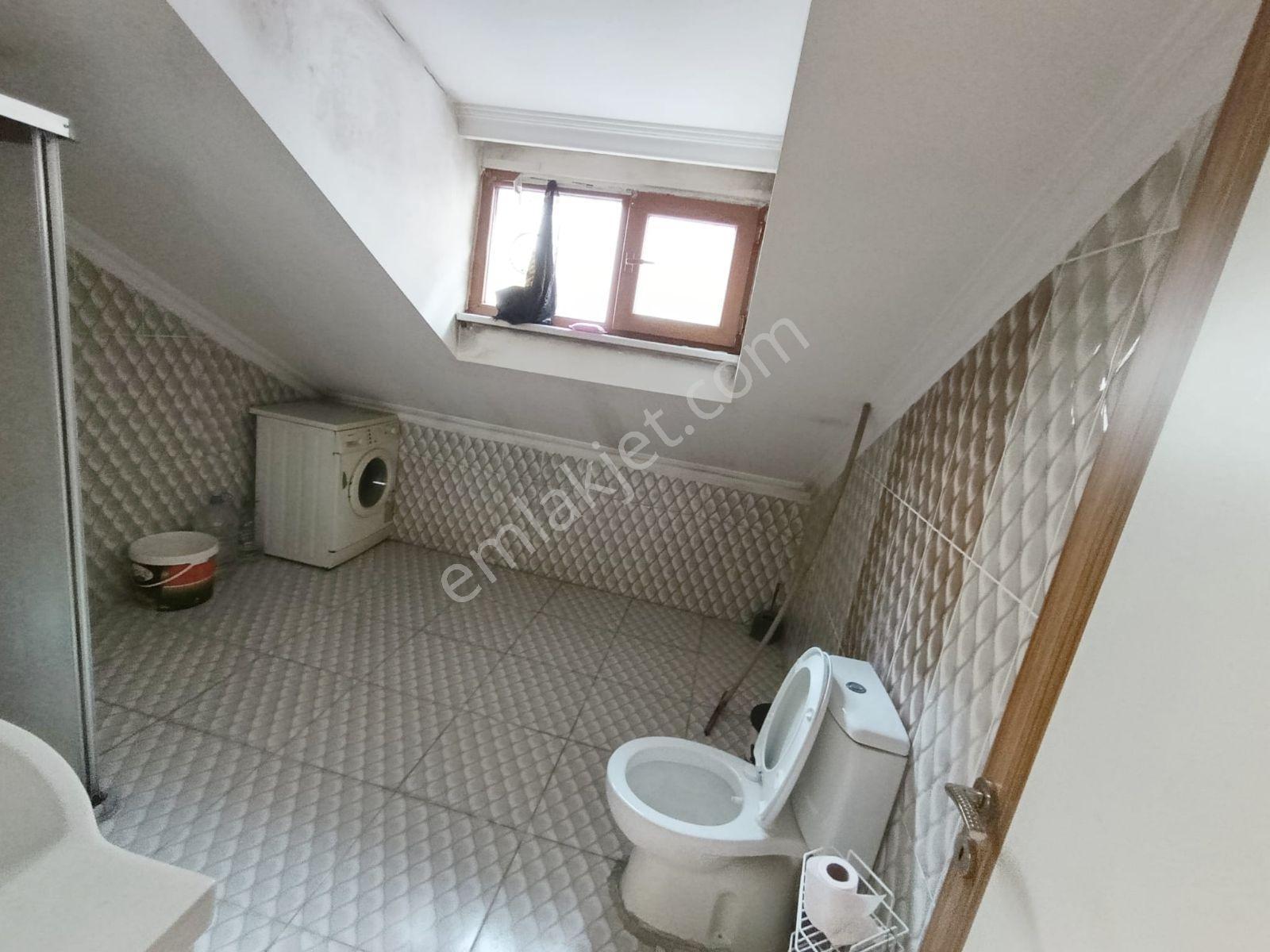 F. Akboğa Arnavutköy Haraççı Kiralık 1+1 Eşyalı Çatı Katı 80 M2 - Görsel 10