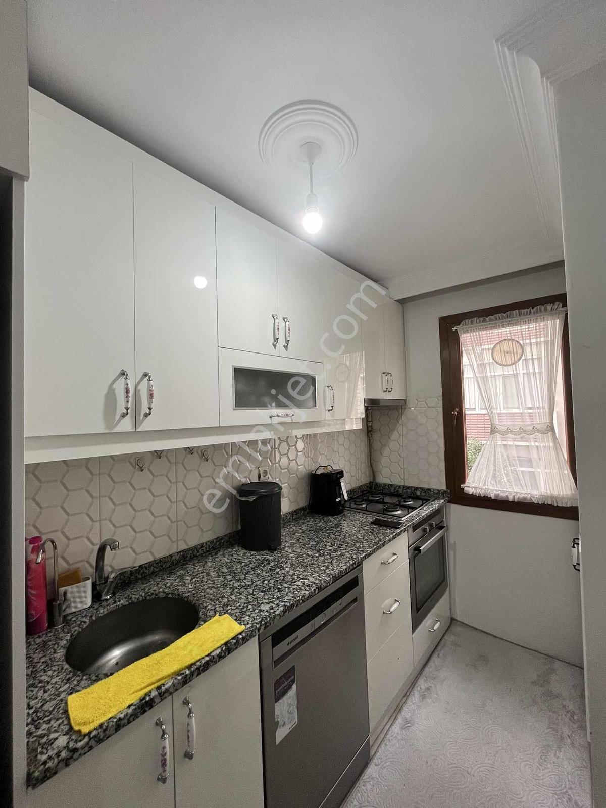 Kaymakamlık Karşısı Taşınmaya Hazır Köşe Başı Çift Balkonlu 2+1 - Görsel 11