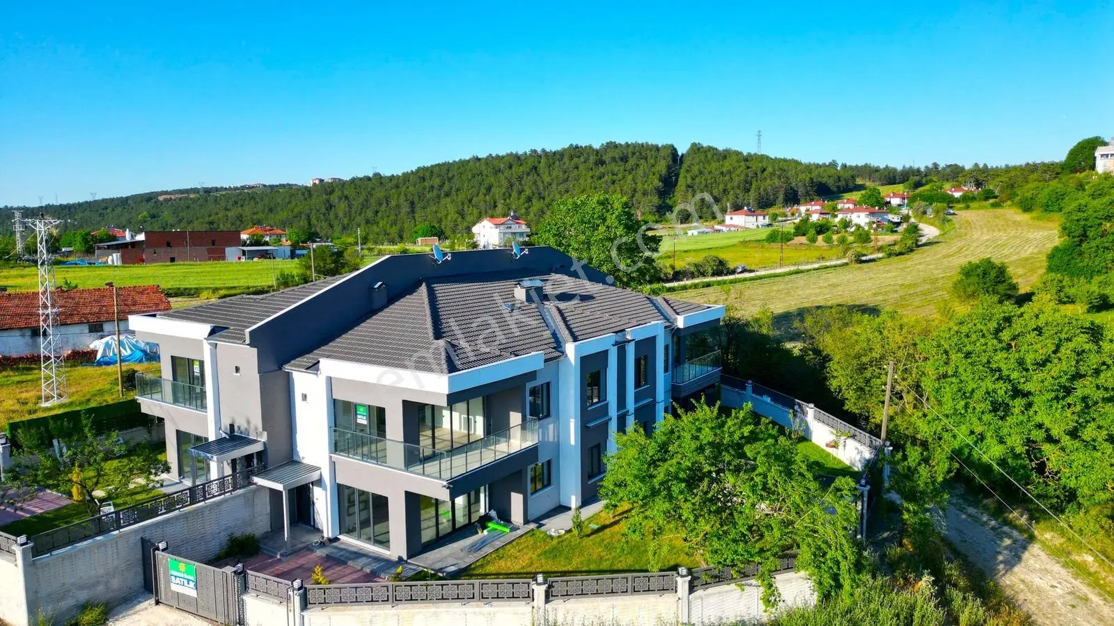 Garanti Emlak'tan Merkez - Budamışta 4+1 Doğalgazlı A Clas Villa - Görsel 5