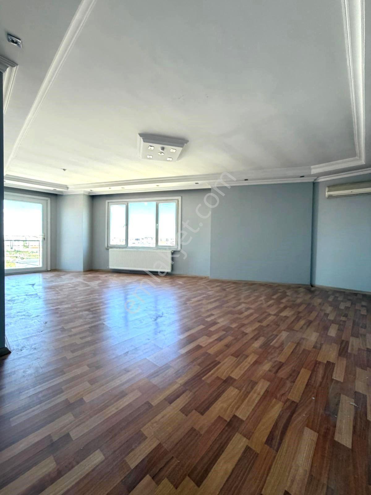 Silivri Alibey Mahallesinde 5+2 Dubleks Kiralık Daire - Görsel 4