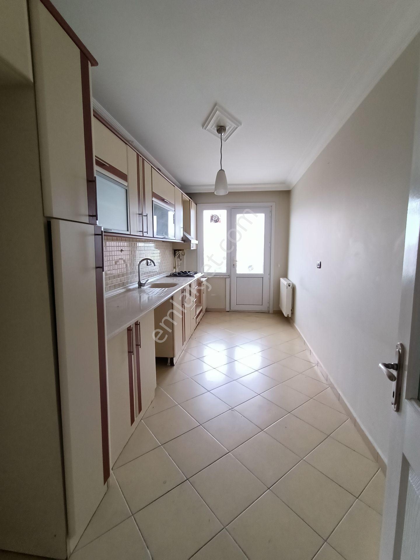 Silivri Alibey Mahallesinde 5+2 Dubleks Kiralık Daire - Görsel 2