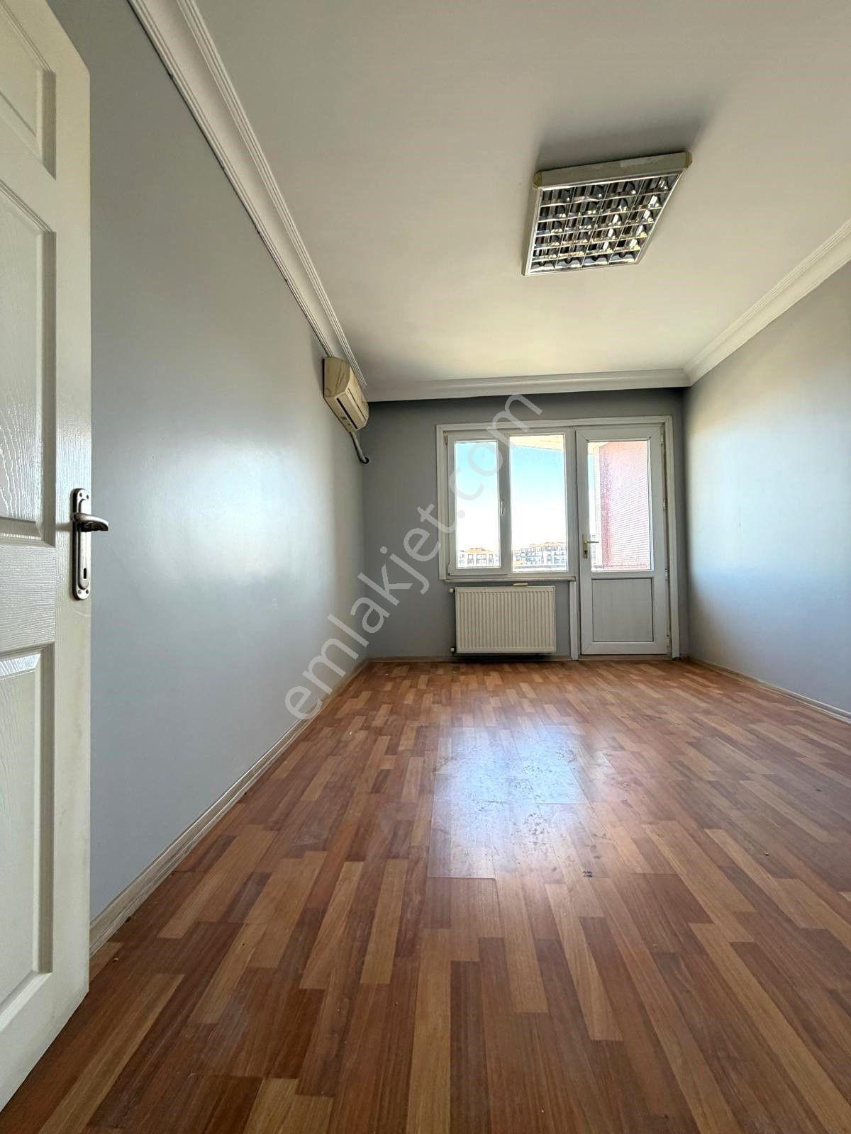 Silivri Alibey Mahallesinde 5+2 Dubleks Kiralık Daire - Görsel 9