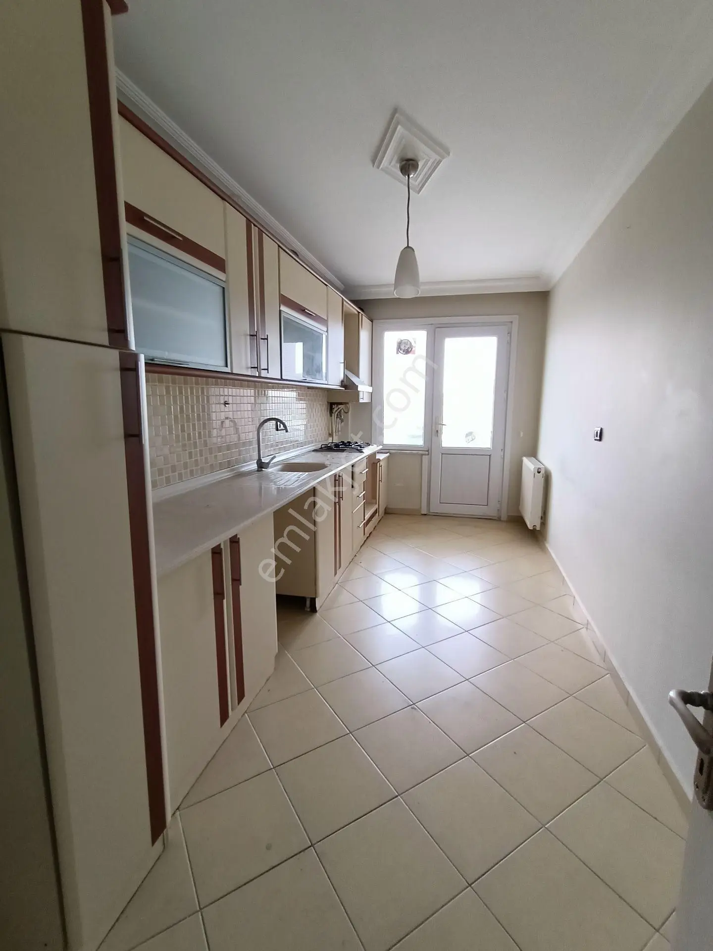 Silivri Alibey Mahallesinde 5+2 Dubleks Kiralık Daire - Görsel 3