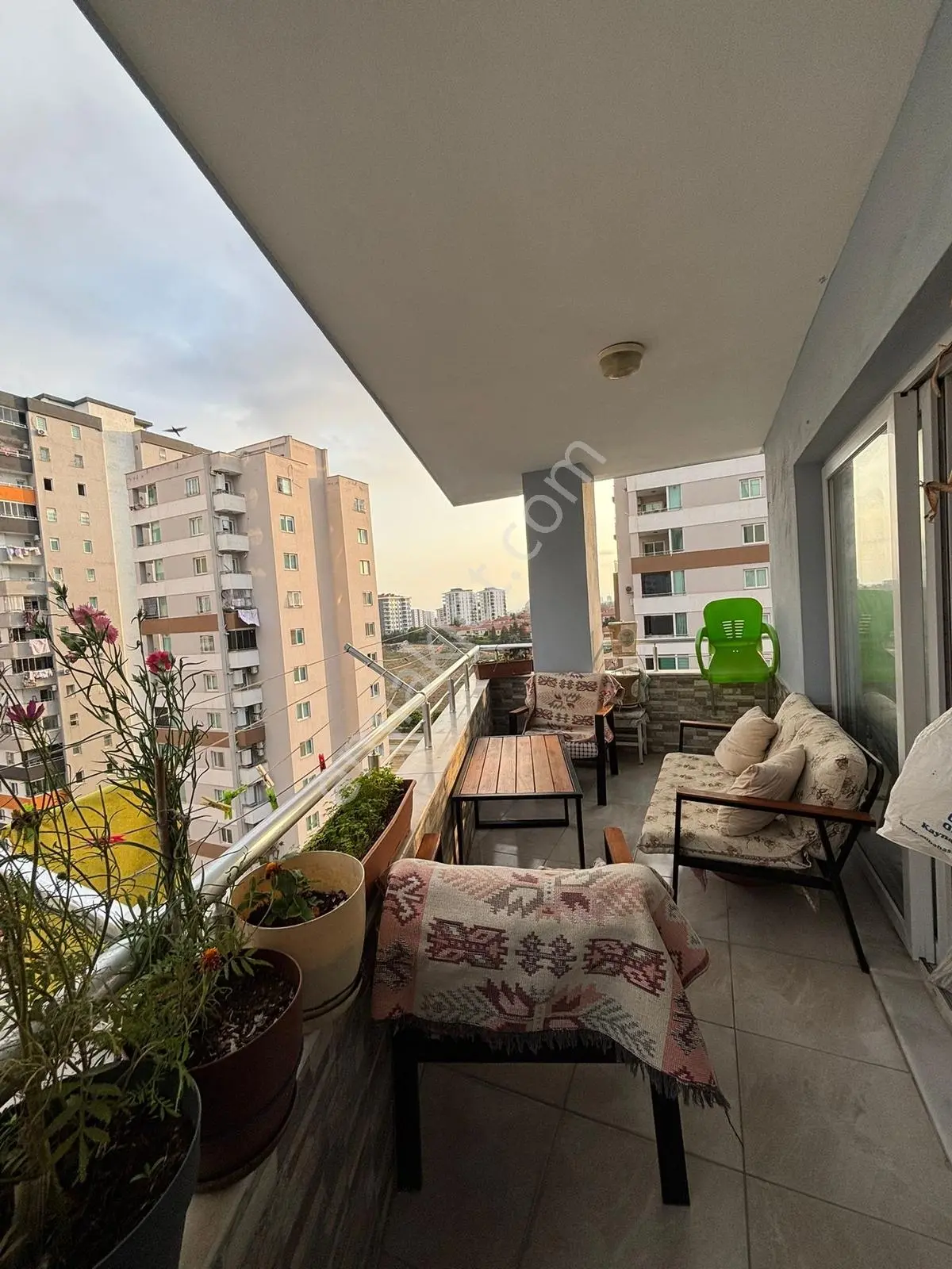 3ev Emlaktan Yüzüncüyıl Mah.de Satılık 3+1 Açık Mutfak Daire