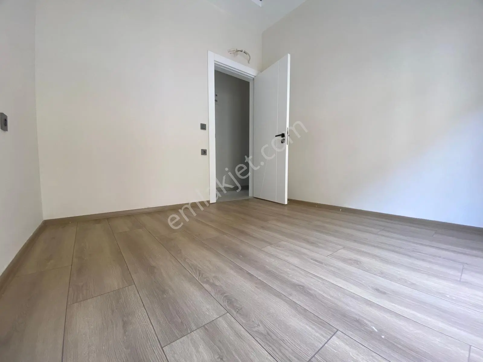 Antares Koru Sitesinde Aidat Dahil Kiralık (2+1) Daire - Görsel 3