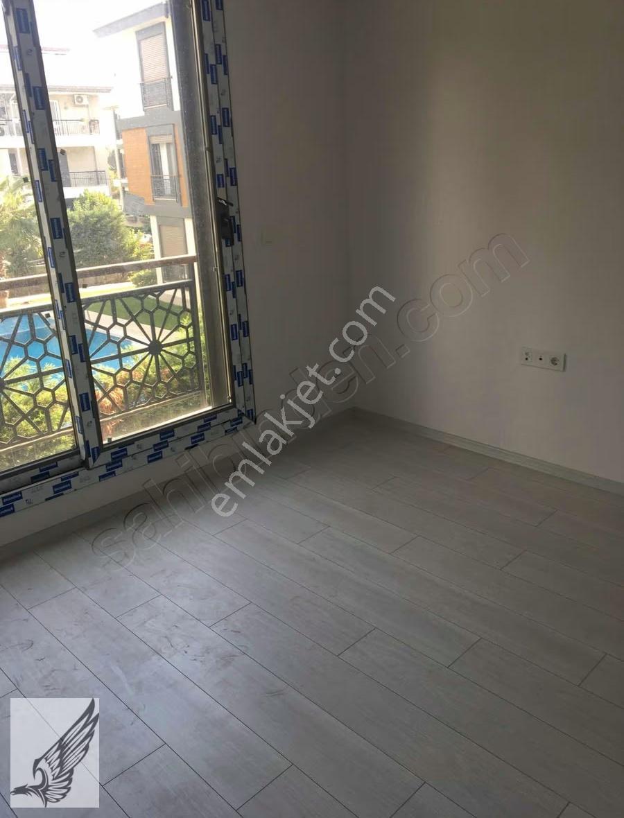 Sığacık Limana Çok Yakın Lüks 1+1 Kiralık Daire - Görsel 7