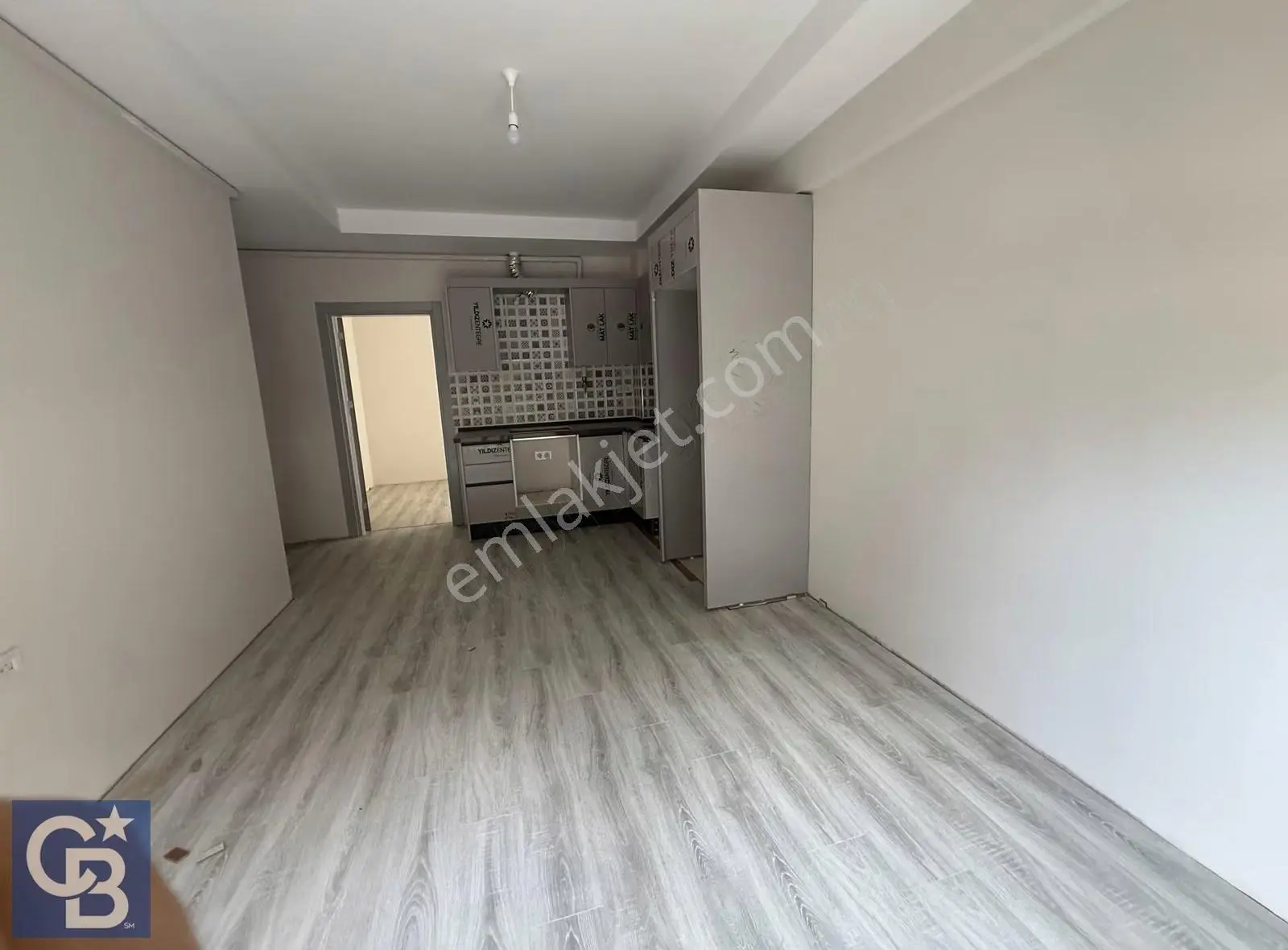 Aliağa Merkezde 1+1 Satılık Fırsat Daire - Görsel 3