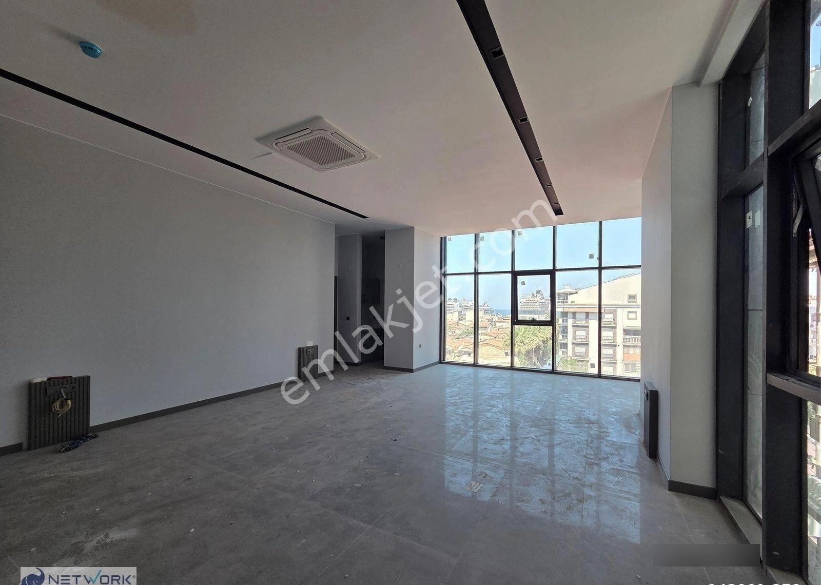 Kuşadası Şehir Metkezinde Lux Ofisler - Görsel 2