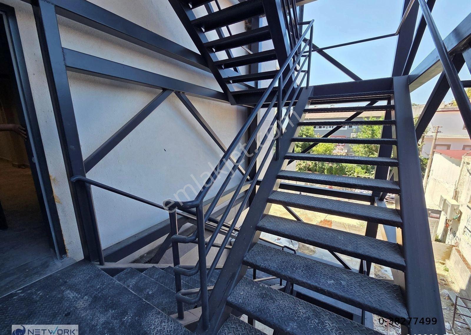 Kuşadası Şehir Metkezinde Lux Ofisler - Görsel 30