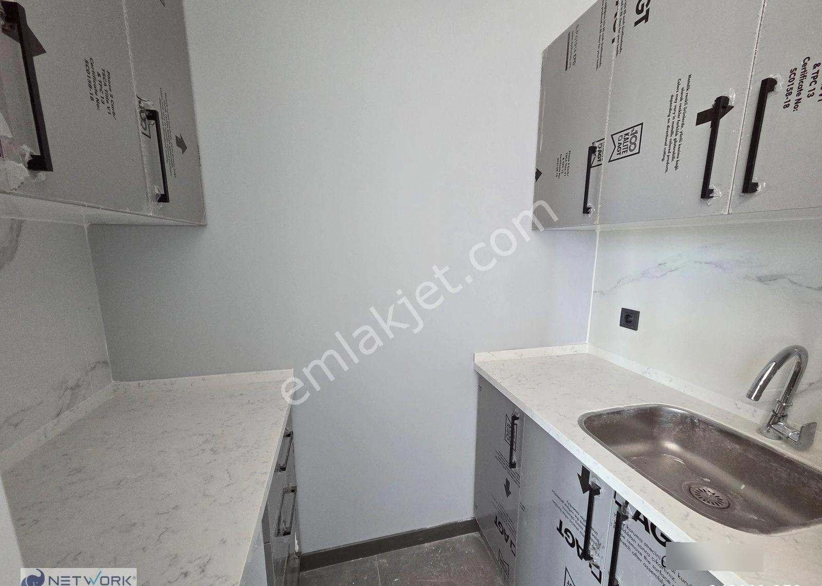 Kuşadası Şehir Metkezinde Lux Ofisler - Görsel 25