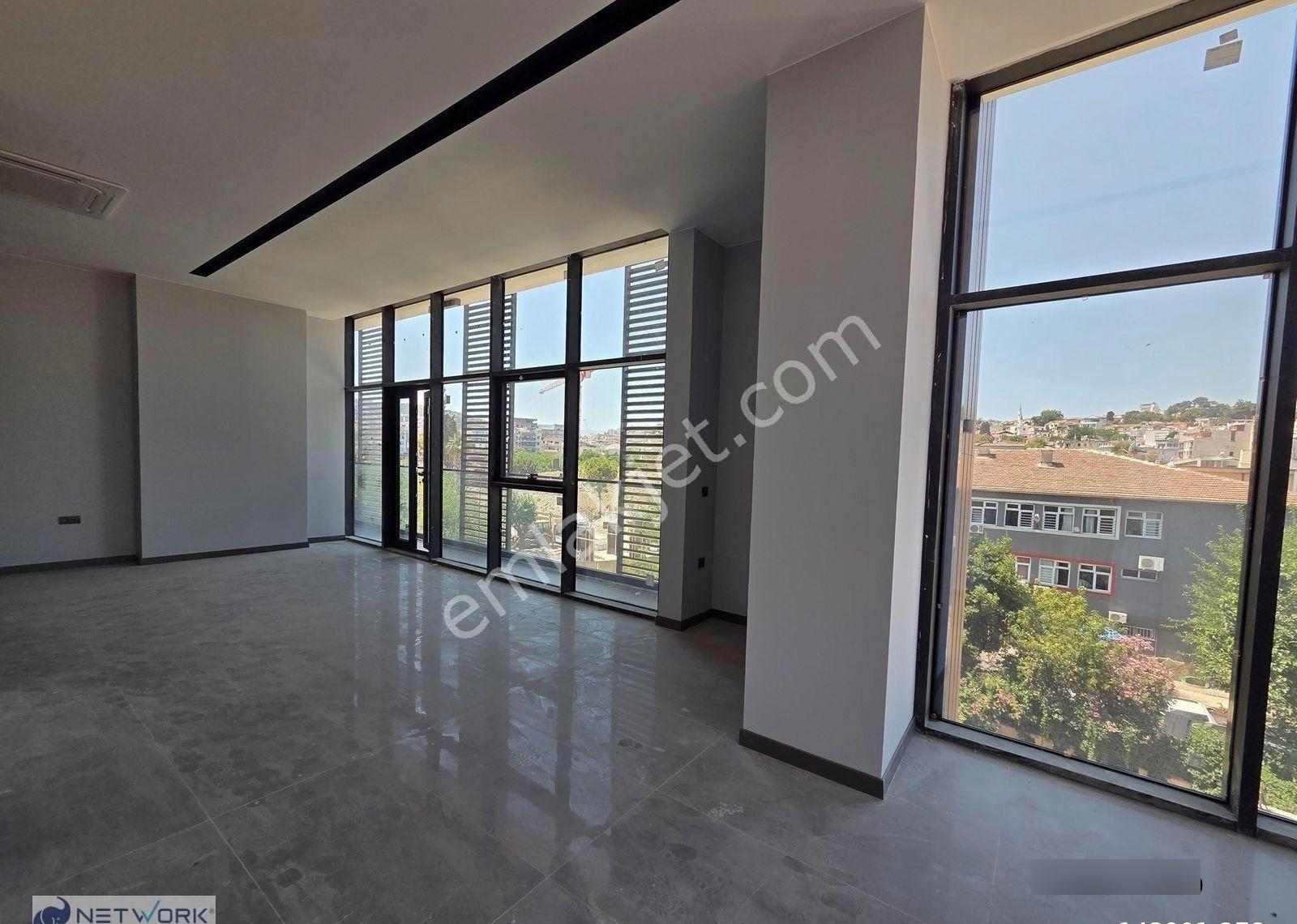 Kuşadası Şehir Metkezinde Lux Ofisler - Görsel 15