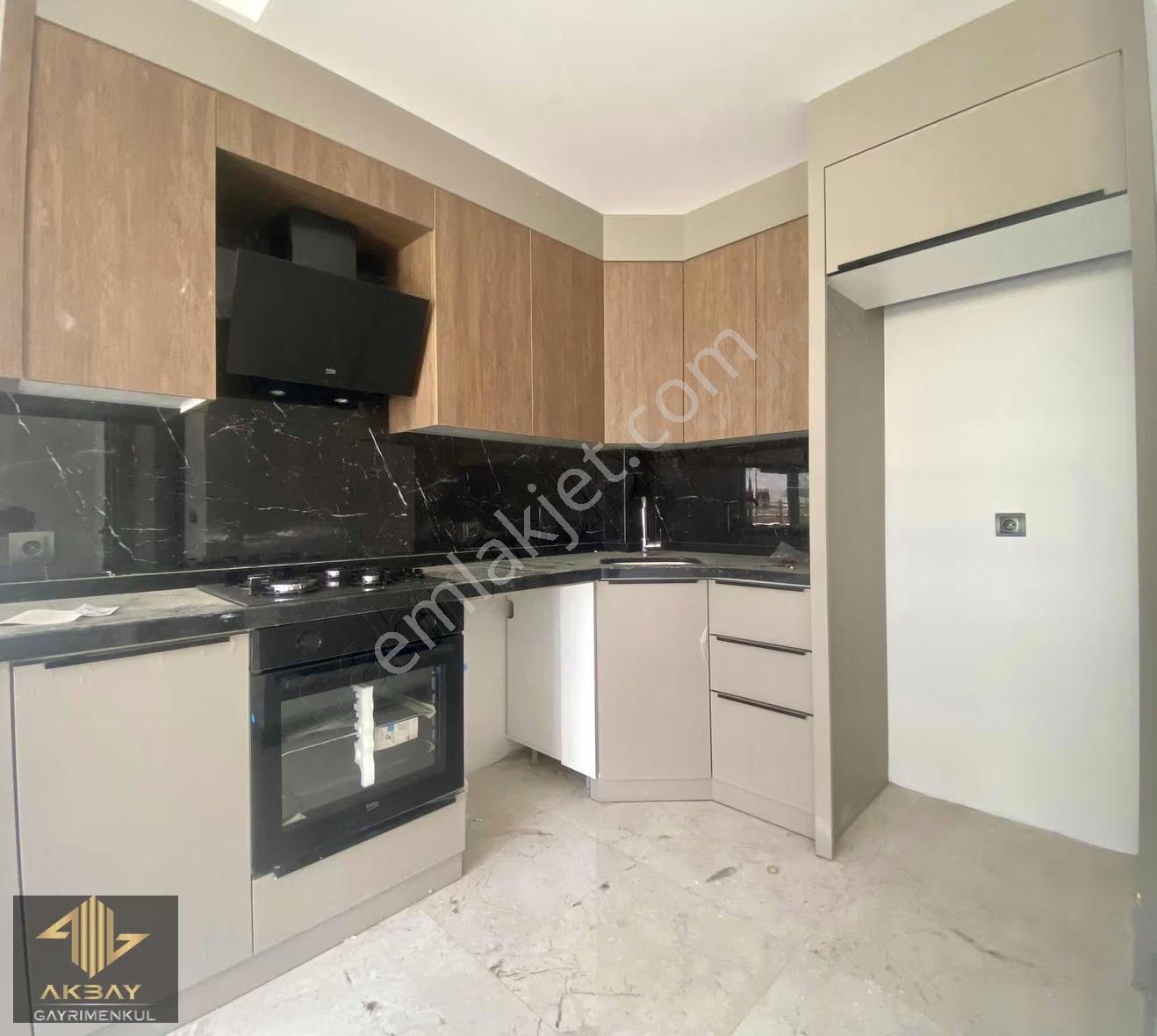 Geniş Kiralık 1+1 Bahçe Katı Daire - Görsel 2