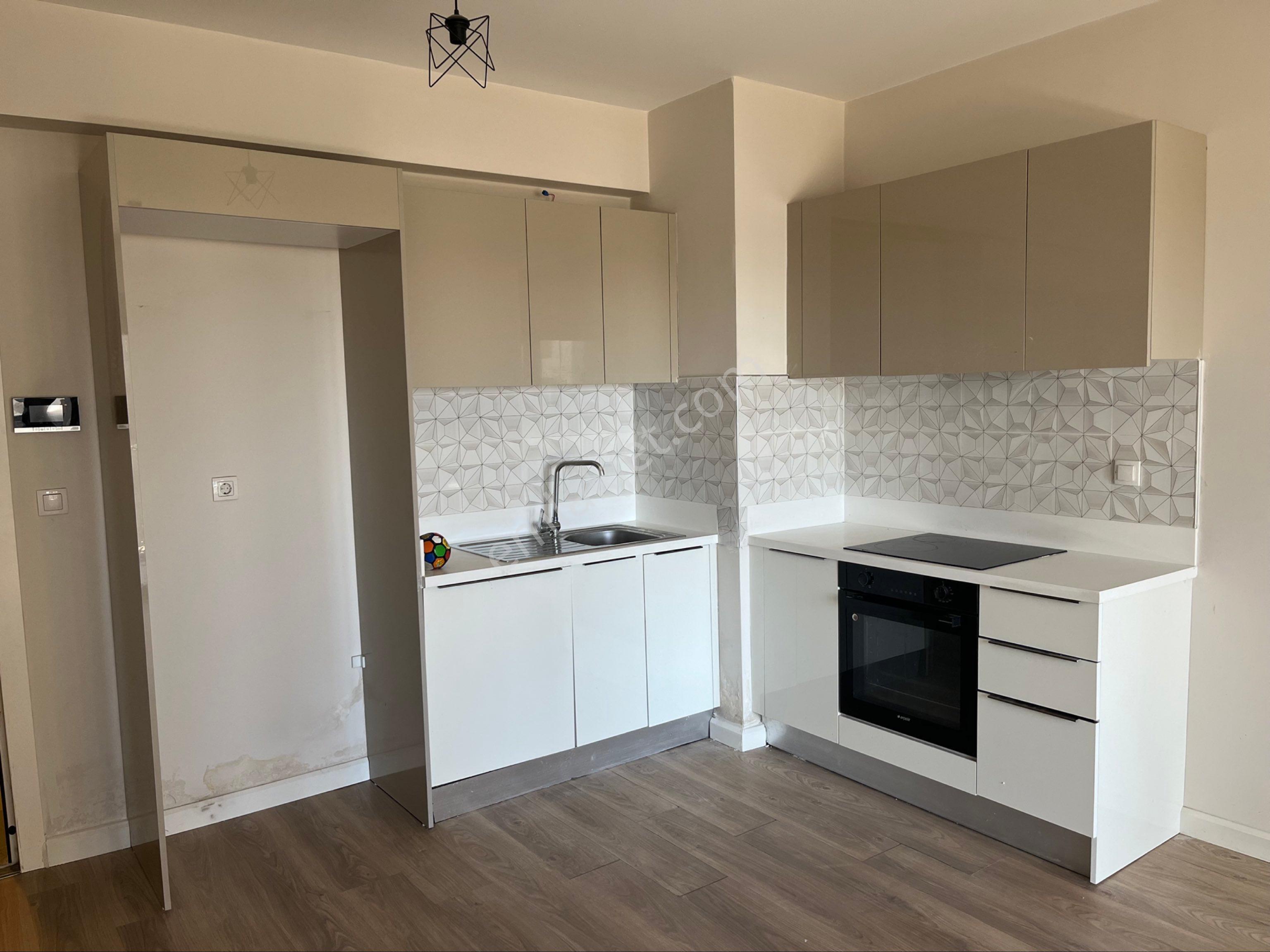 Suryapıda 1+1 Kiralık - Görsel 17