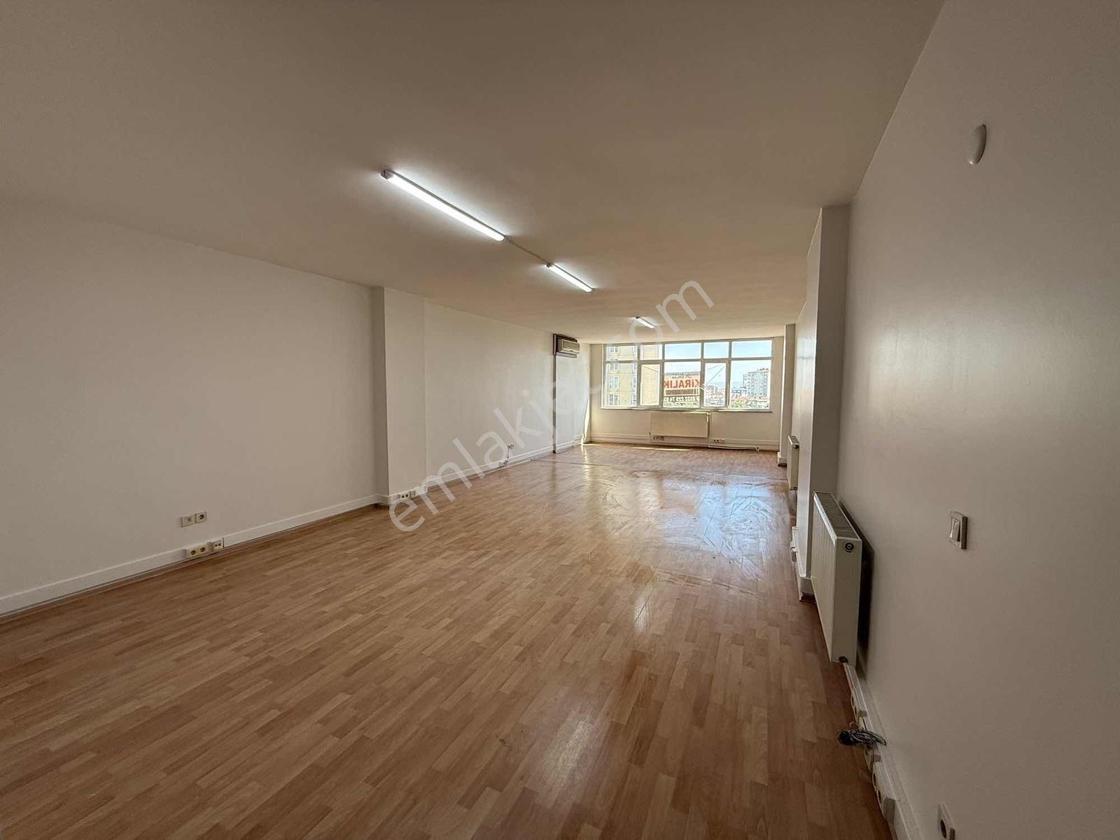 Ataşehir Küçükbakkalköy Mah.ana Cadde Üstü 100 M2 4 Kat - Görsel 11