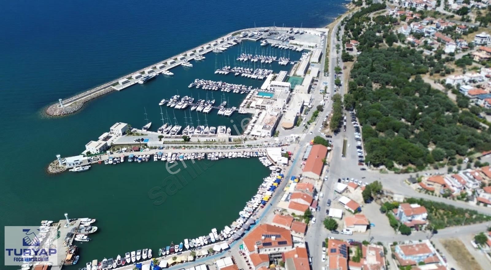Turyap'tan Yenifoça Merkezde Marina'ya Yakın Satılık 5+1 Dubleks