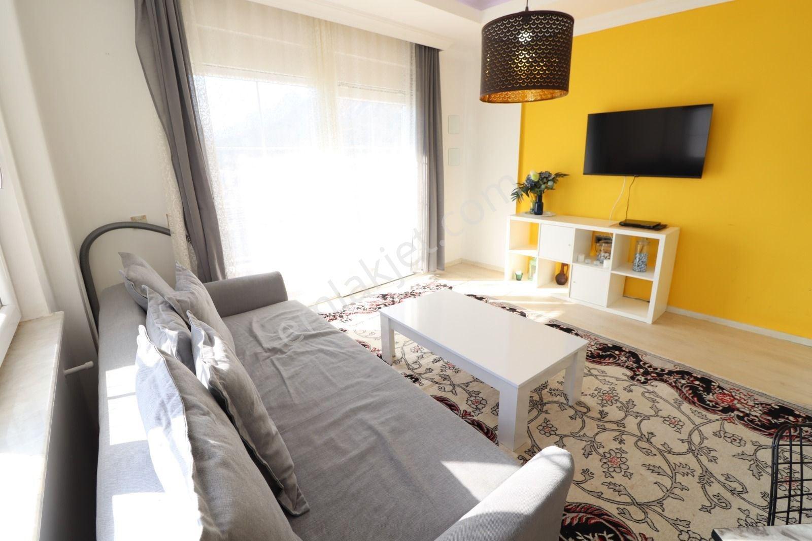 Türk Emlaktan Ottoman Iı Sitesinde Eşyalı Kiralık Daire - Görsel 3