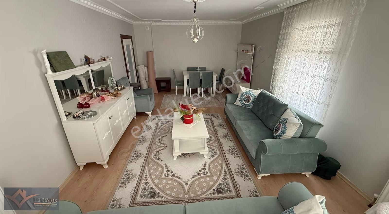 Tepe Gyd.den 3+1 Masrafsız,bakımlı Ve Ferah Kiralık Daire - Görsel 2
