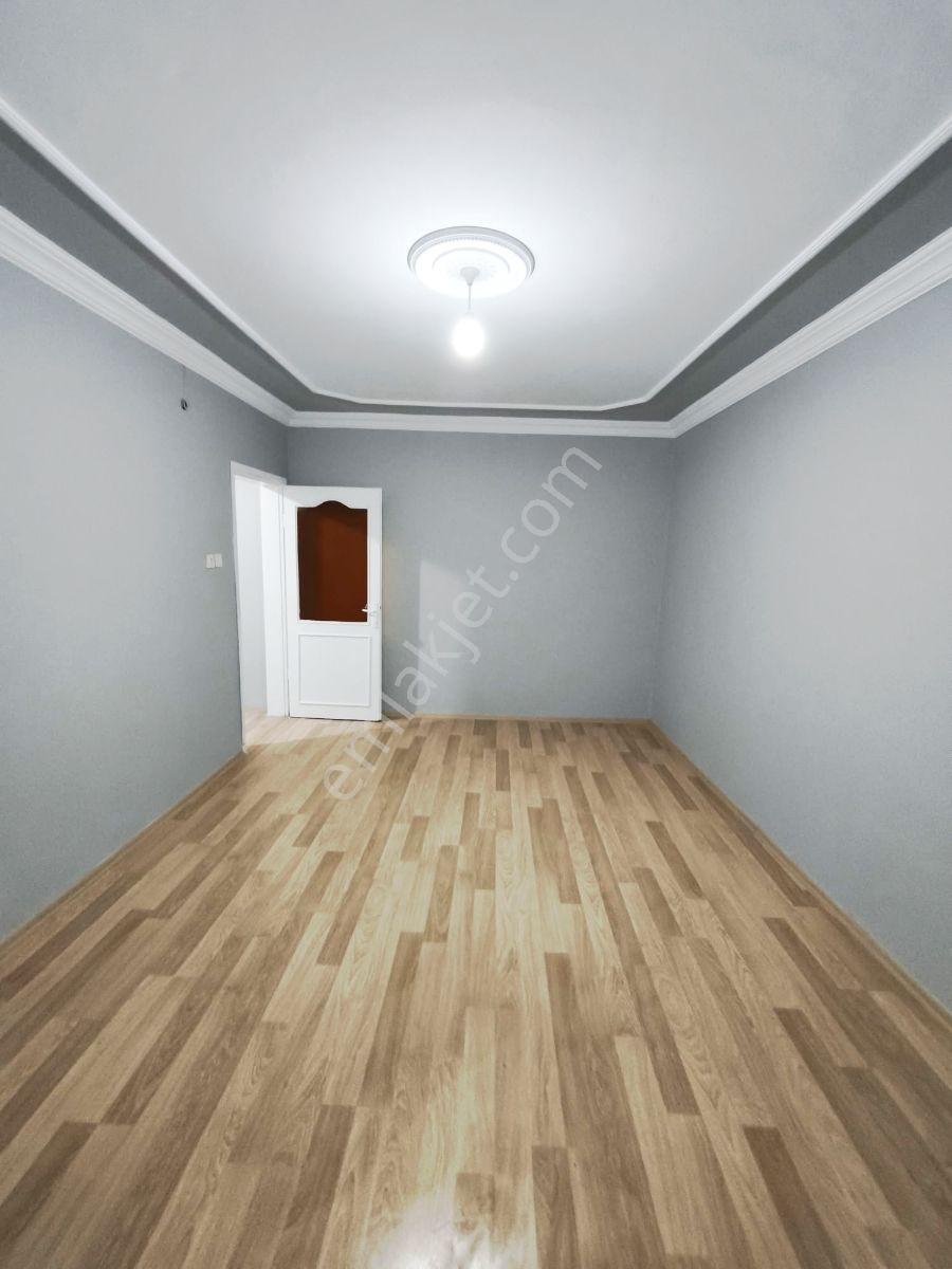 Eser Emlak'tan Malkoçoğlu Mah 2+1 120 M2 Masrafsz Balkonlu 3.kat - Görsel 7
