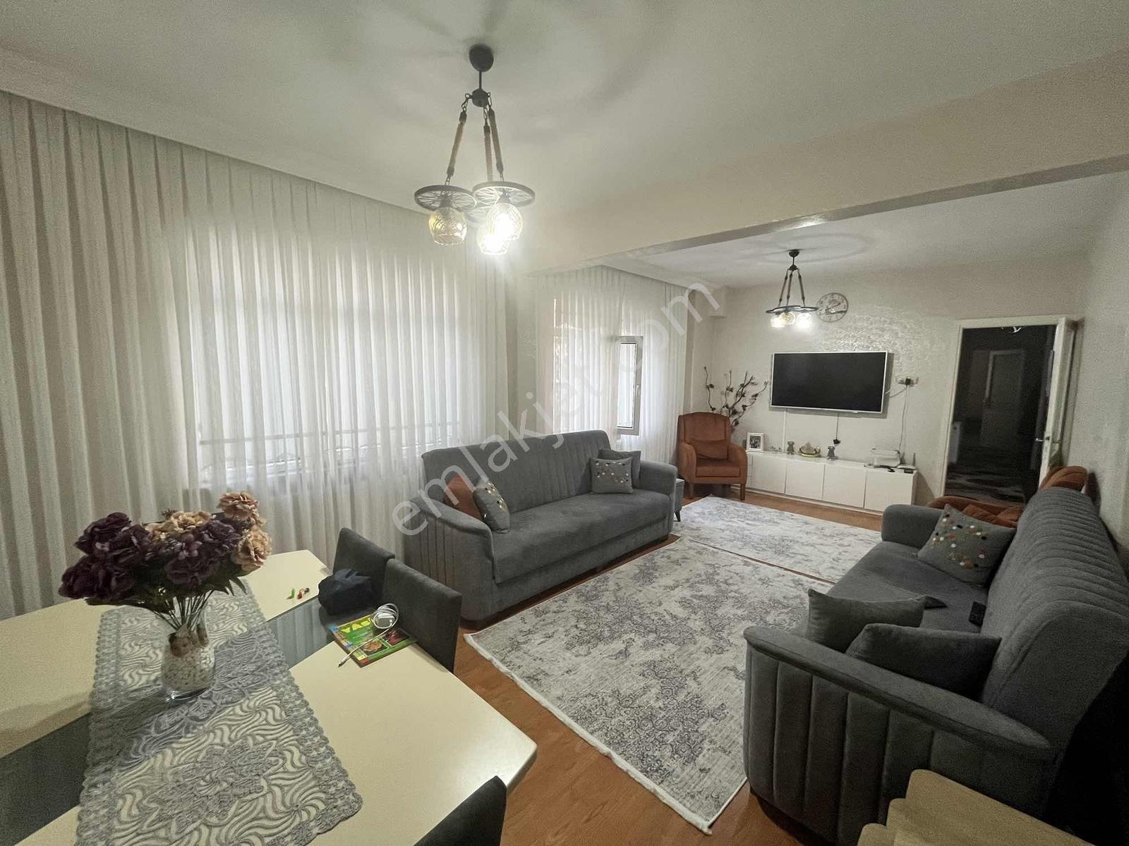 Kazım Karabekir'de Kiralık 4+1, 40m2 Balkonlu