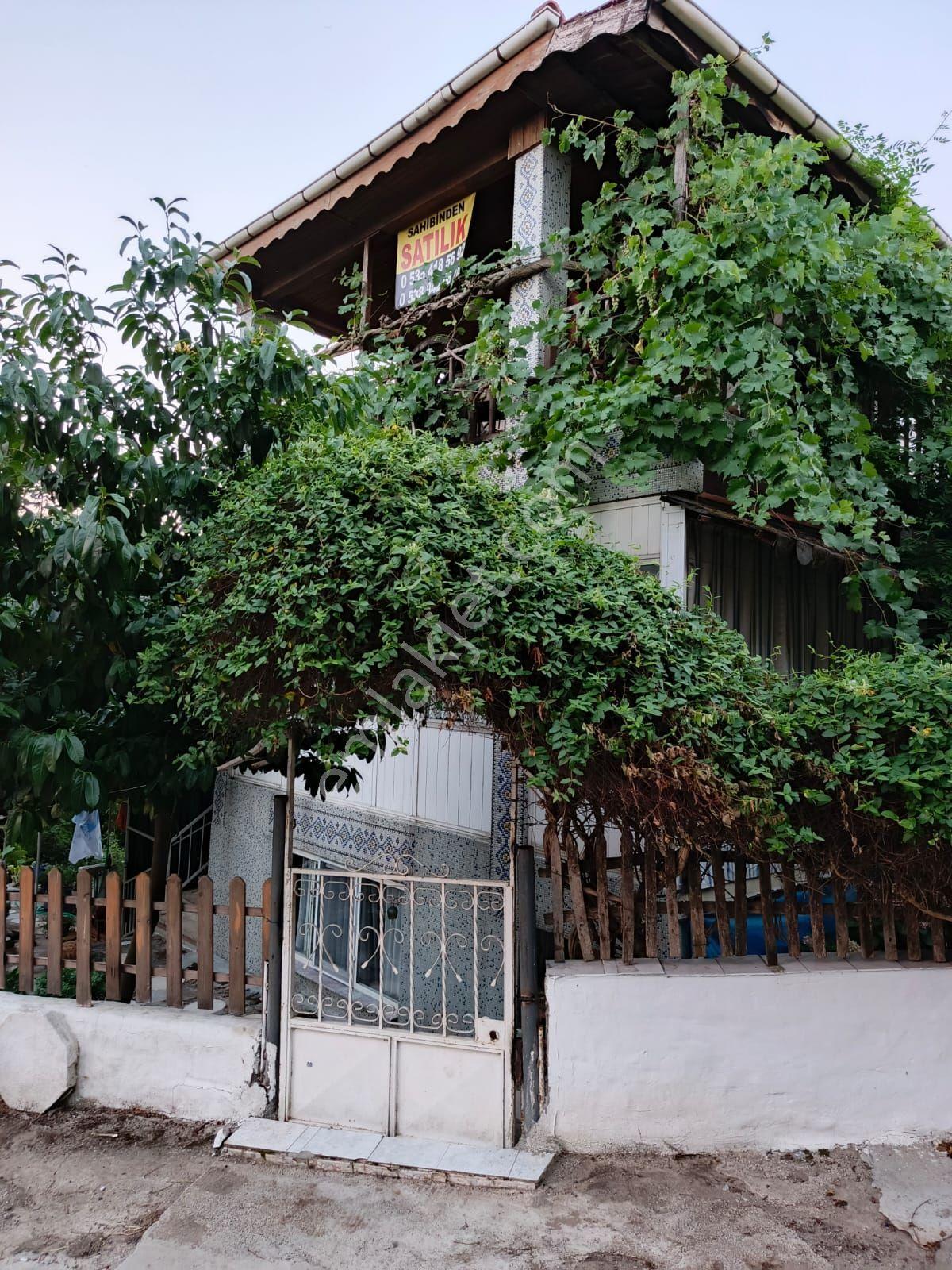 Zeynep Gayrimenkulden Ekşidere Mah.satılık Köy Evi