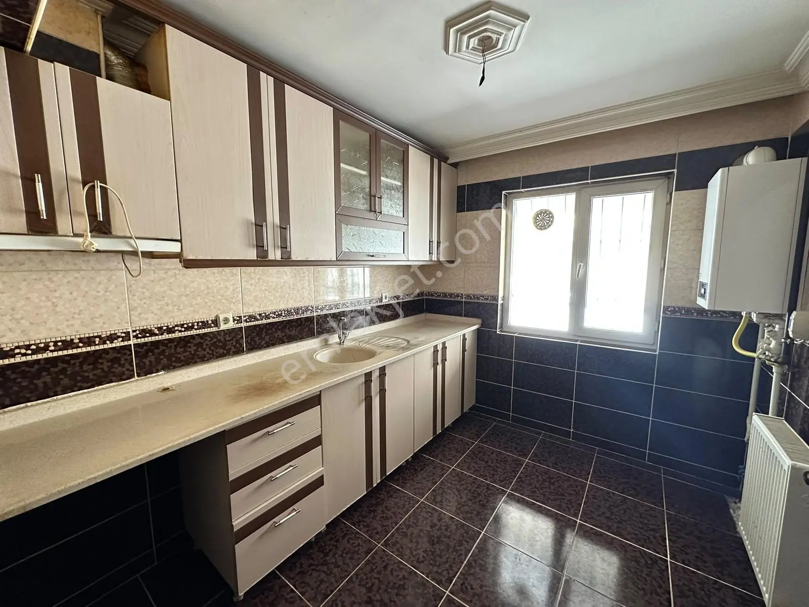 Esertepe Dilek Cami Yanı 3+1 Giriş Katta 2.000.000tl Kredi - Görsel 11