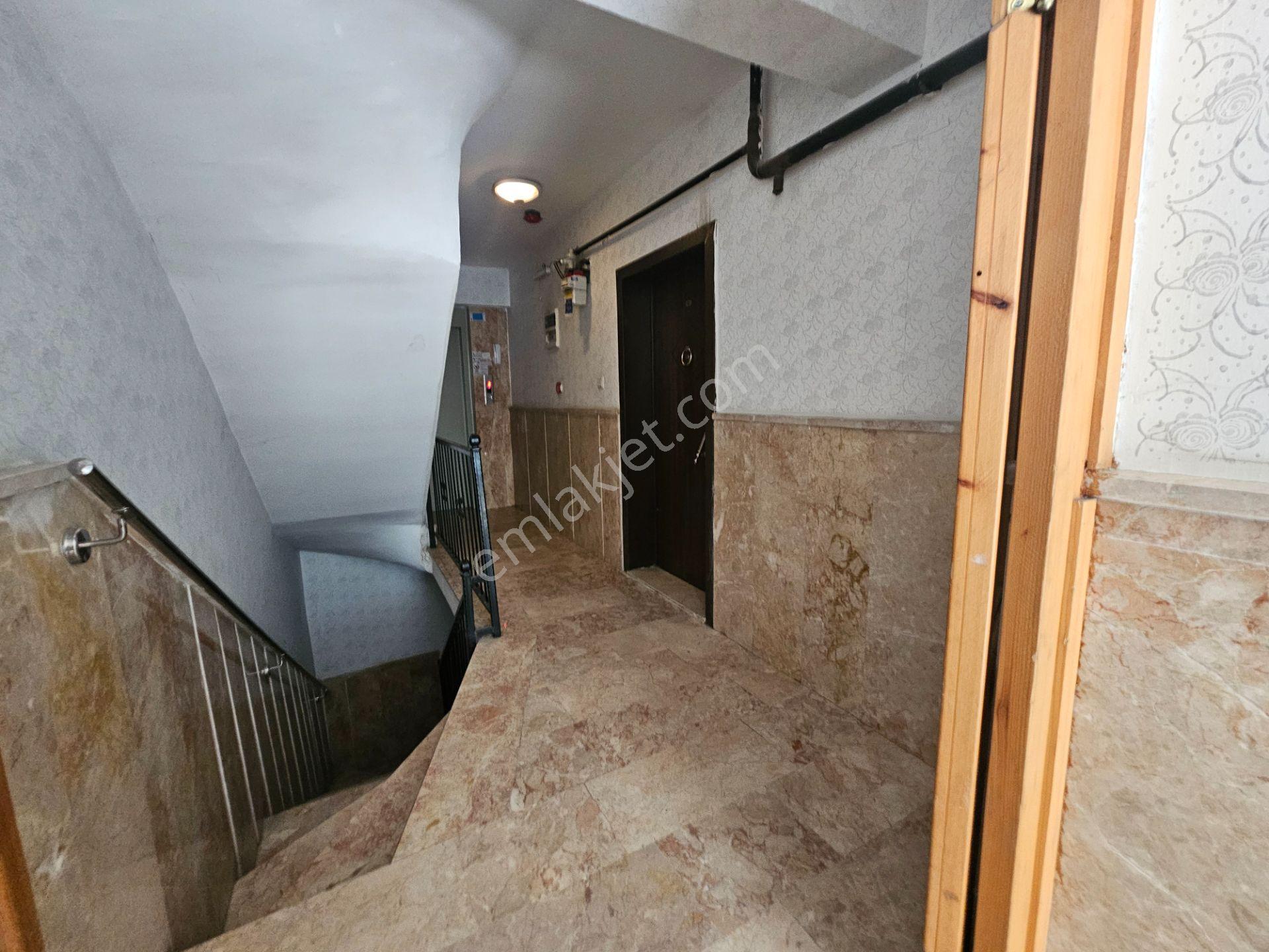 Uyanış Mahallesi Kiralık 3+1 Eşyalı Geniş Daire - Görsel 30