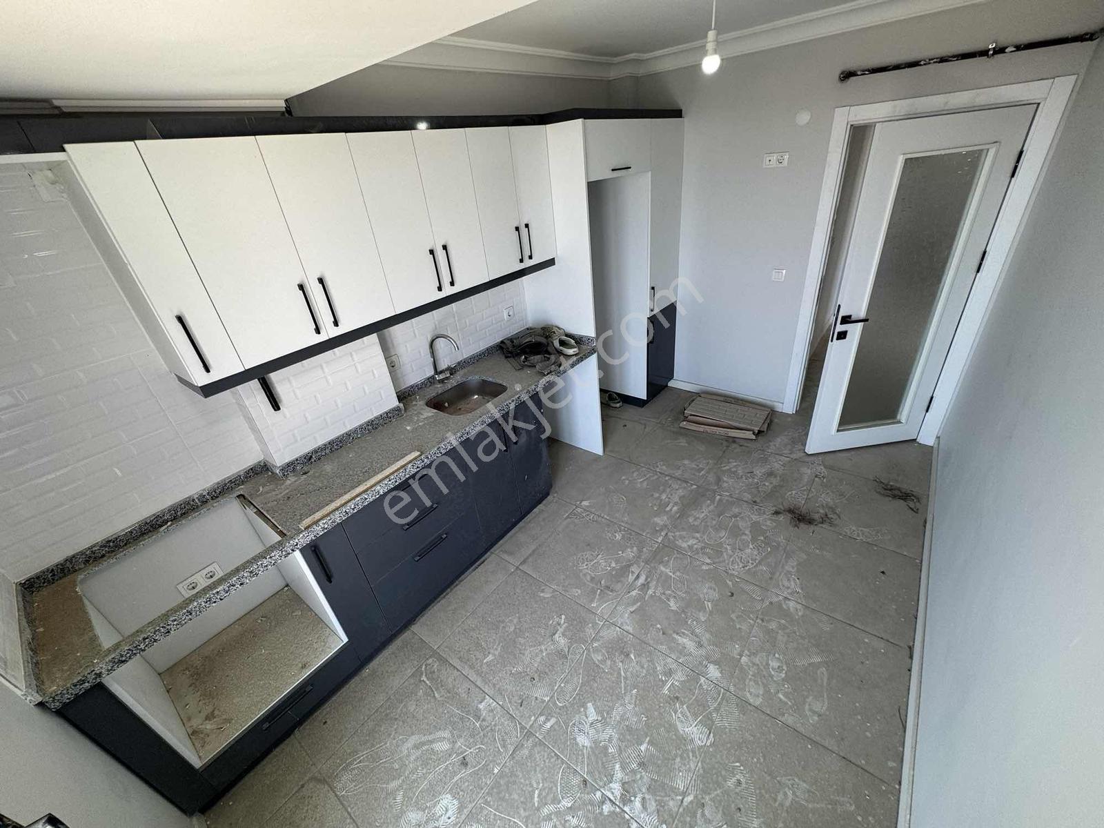 Avcılar Denizköşklerde Sıfır Geniş Kiralık Daire Deniz Manzaralı - Görsel 8