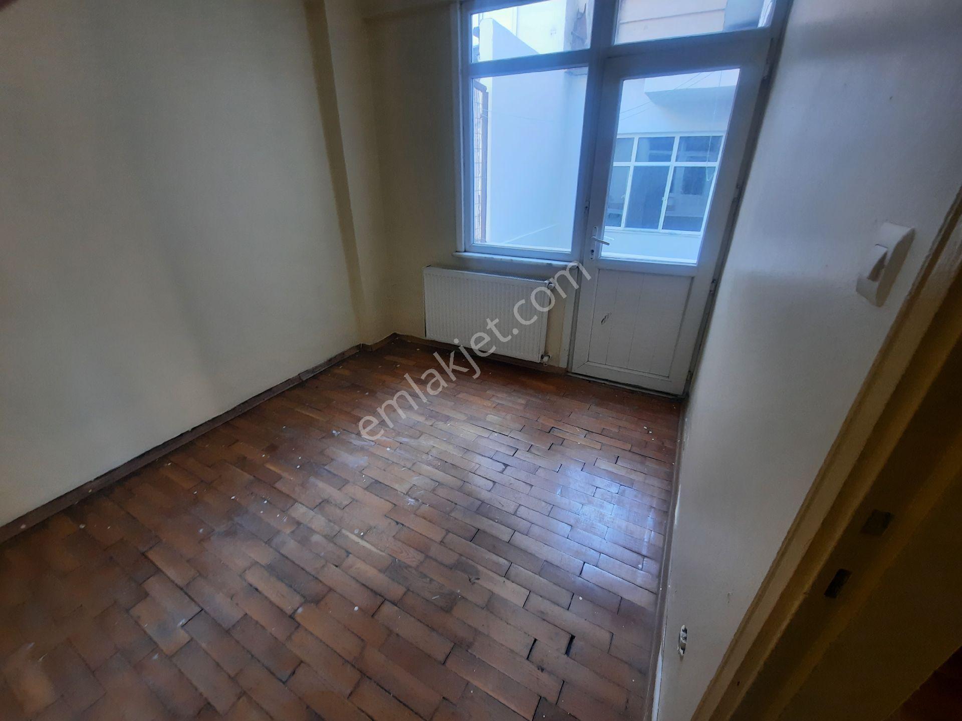Silivri Alibey .kiralık 2+1 D.gazlı 1.kat Daire - Görsel 17