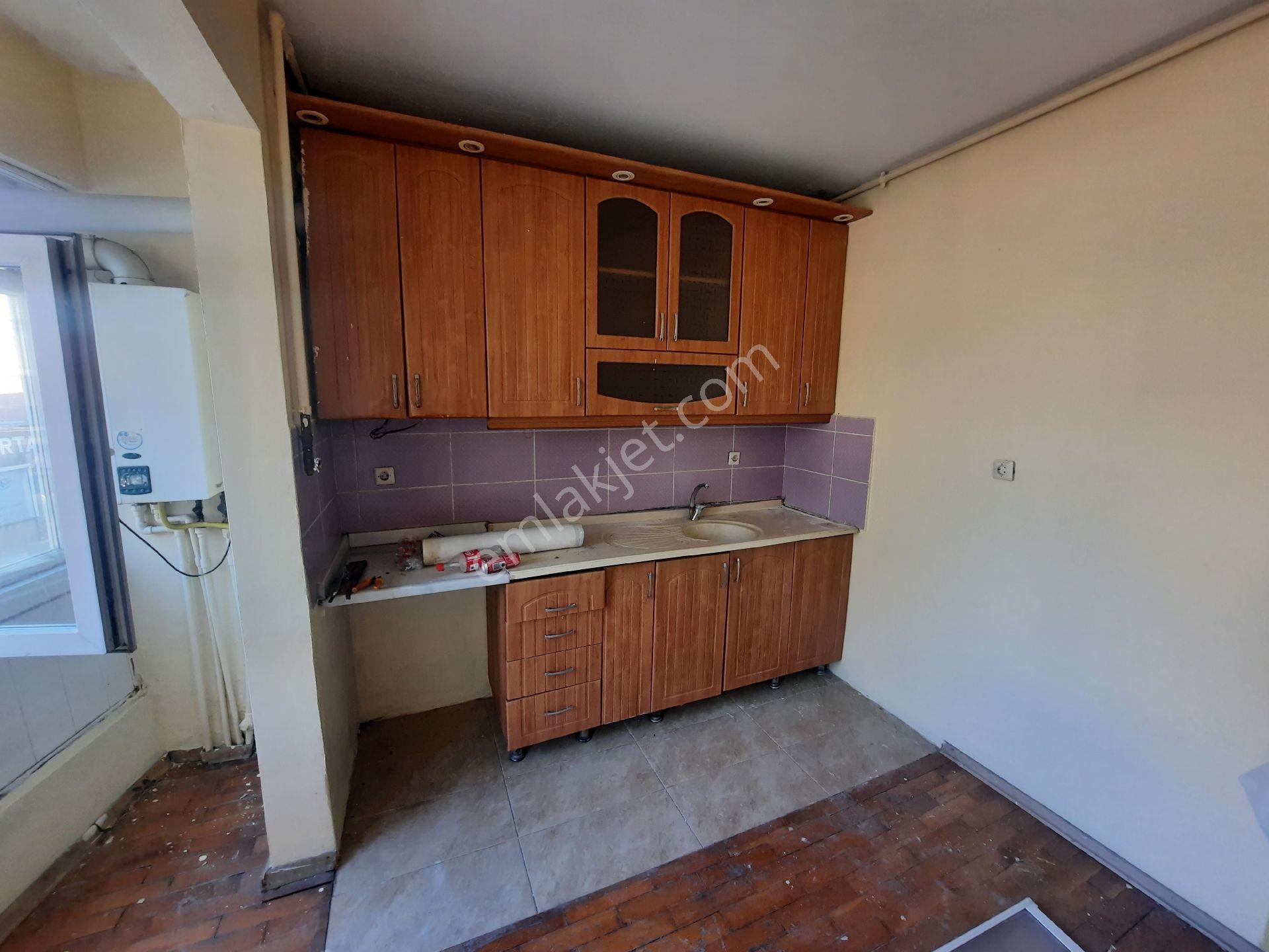 Silivri Alibey .kiralık 2+1 D.gazlı 1.kat Daire - Görsel 12