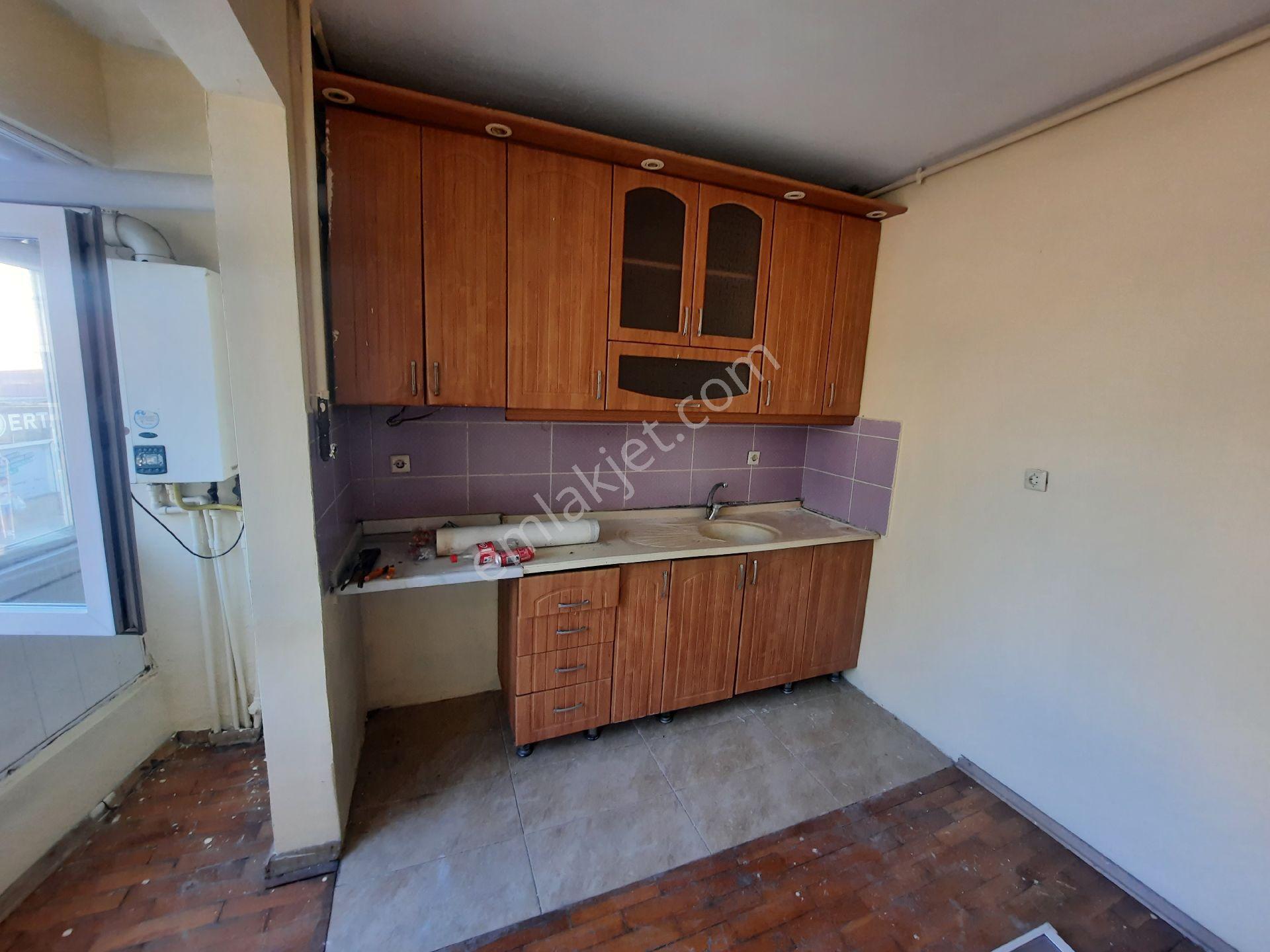 Silivri Alibey .kiralık 2+1 D.gazlı 1.kat Daire - Görsel 11