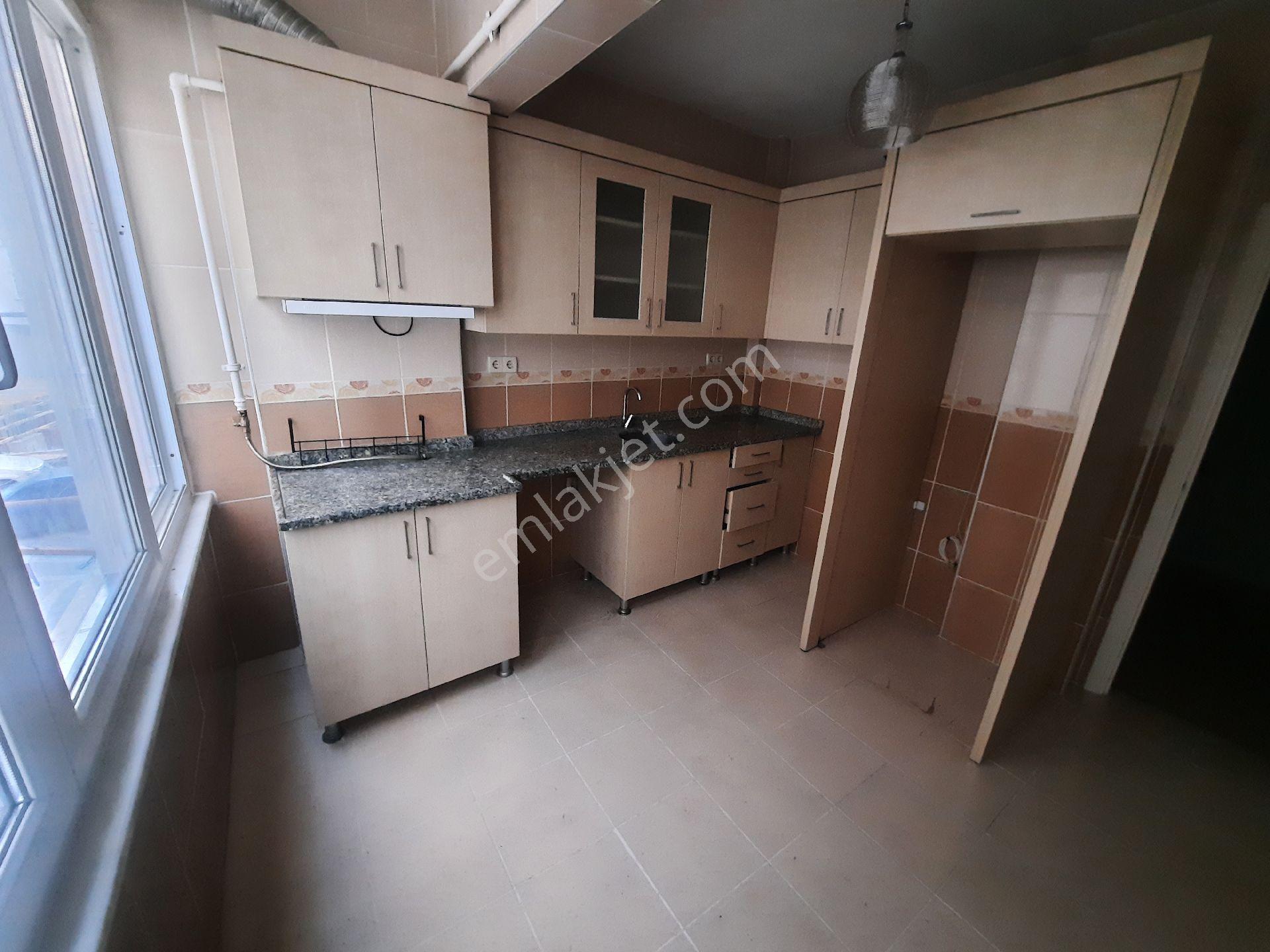 Silivri Alibey .kiralık 2+1 D.gazlı 1.kat Daire - Görsel 8