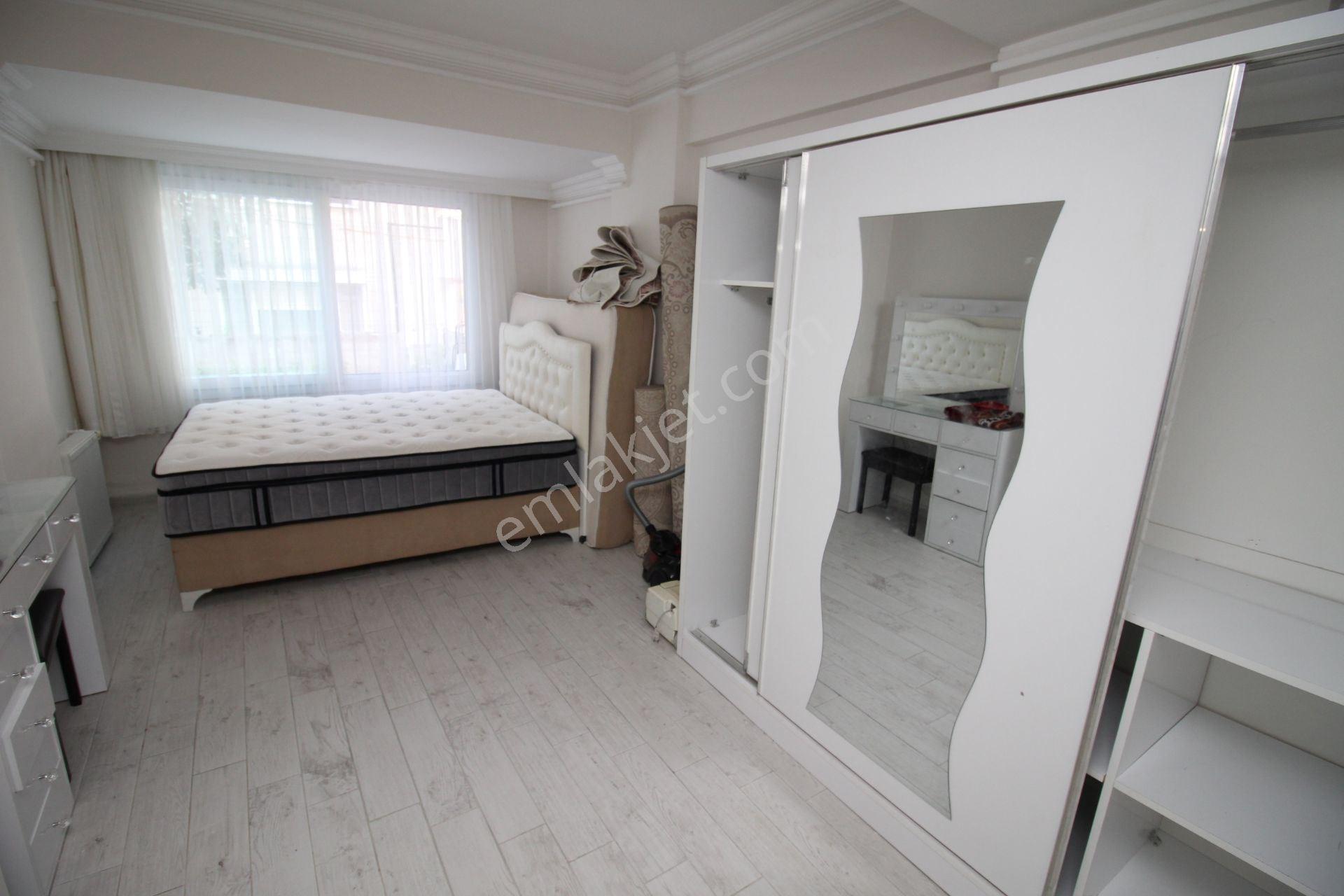 Göztepe Metro Yakını Esenyalıda D.gazlı 3+1 Eşyalı Kiralık Daire - Görsel 18