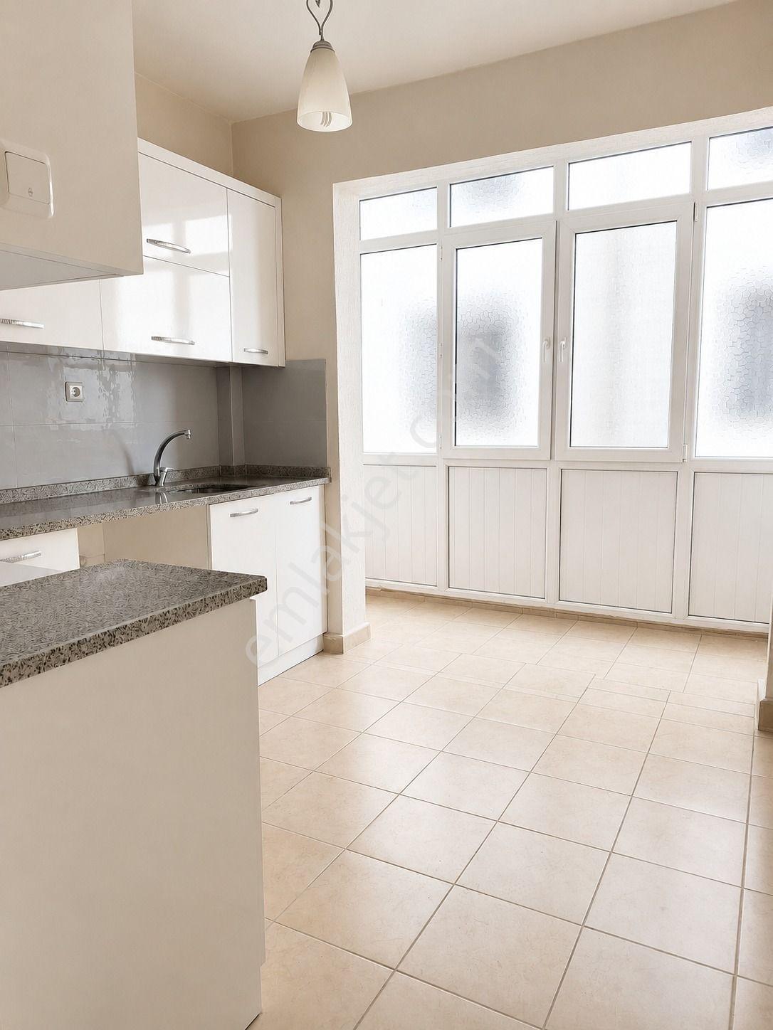 Dumlupınar Mahallesinde Satılık 2+1 Bakımlı Daire - Görsel 7