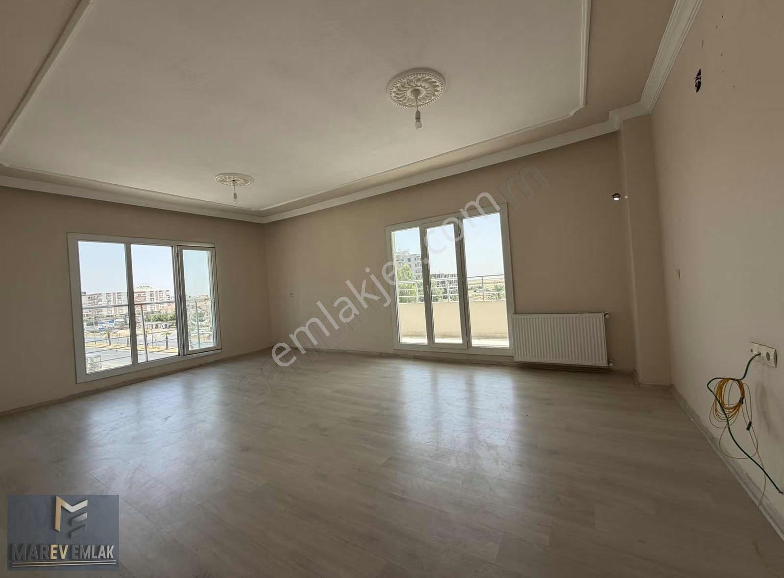 Marev Emlaktan Kiralık 4+1 Geniş Daire - Görsel 14