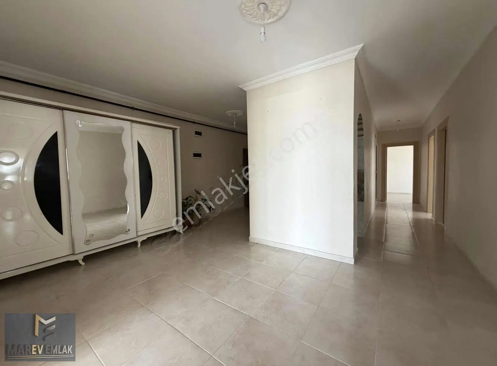 Marev Emlaktan Kiralık 4+1 Geniş Daire - Görsel 5