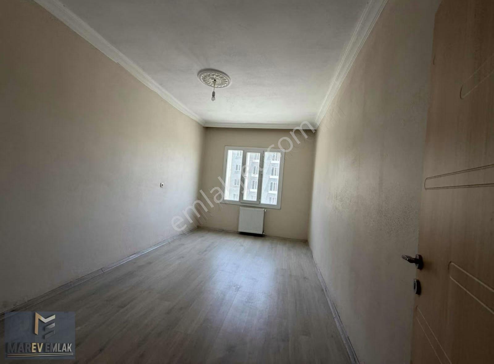 Marev Emlaktan Kiralık 4+1 Geniş Daire - Görsel 8