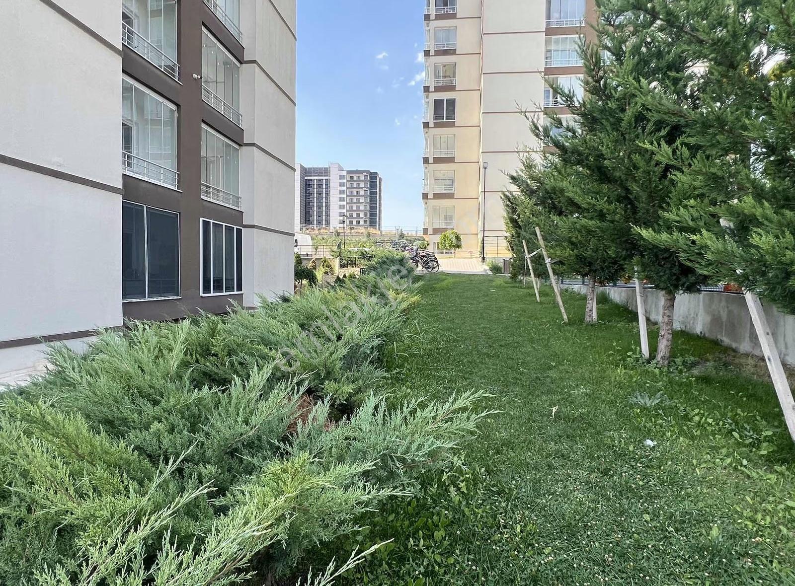 Alcı Asilkent Sitesinde Daire - Görsel 4