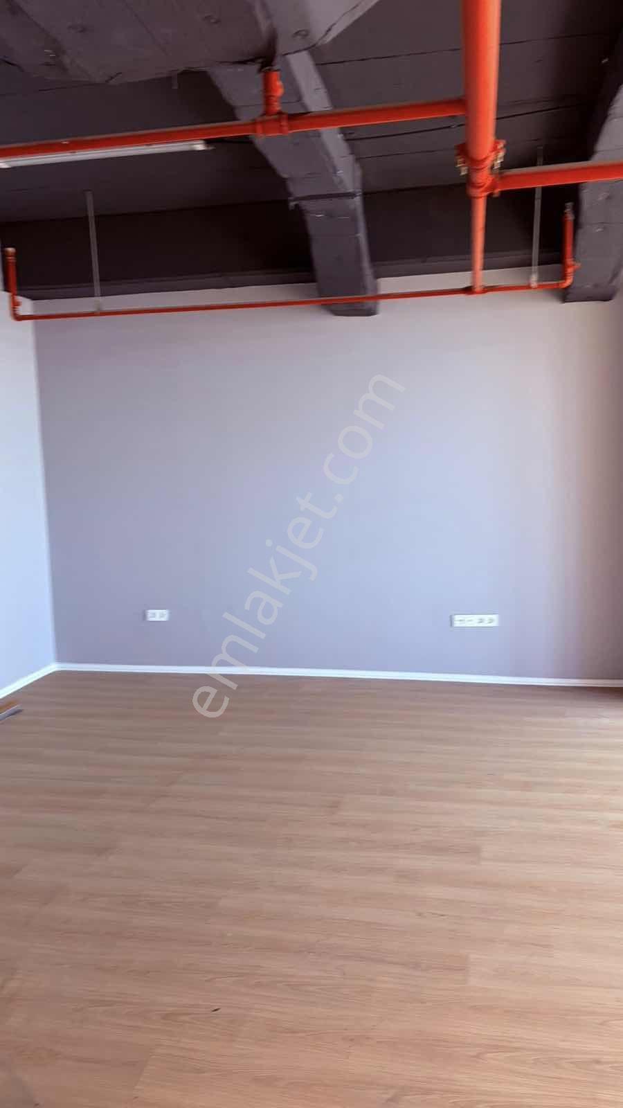 Emlakyap Tan Karat34 Te Kiralık 102m2 Prestijli Plaza Ofisi - Görsel 13