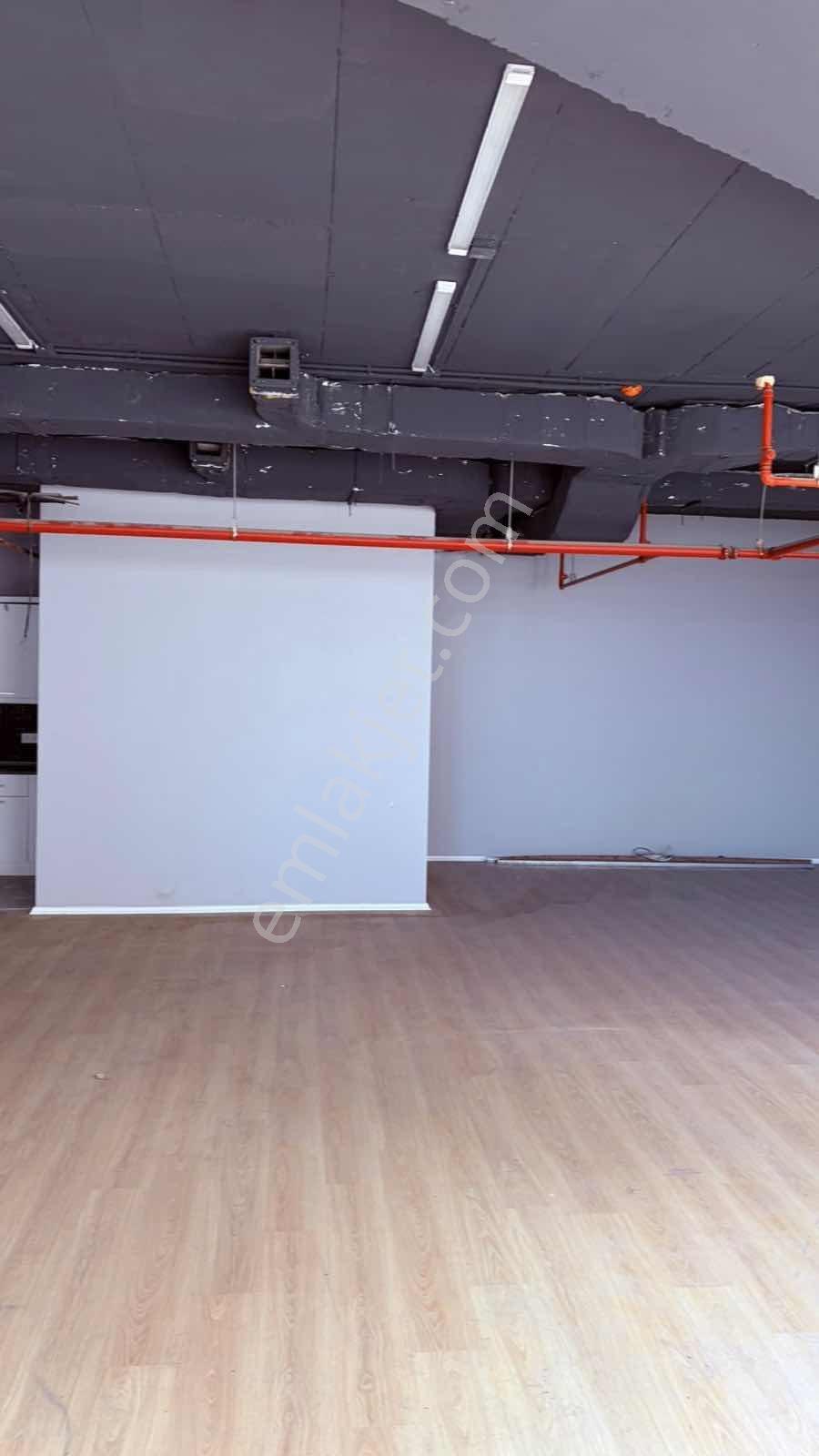 Emlakyap Tan Karat34 Te Kiralık 102m2 Prestijli Plaza Ofisi - Görsel 8