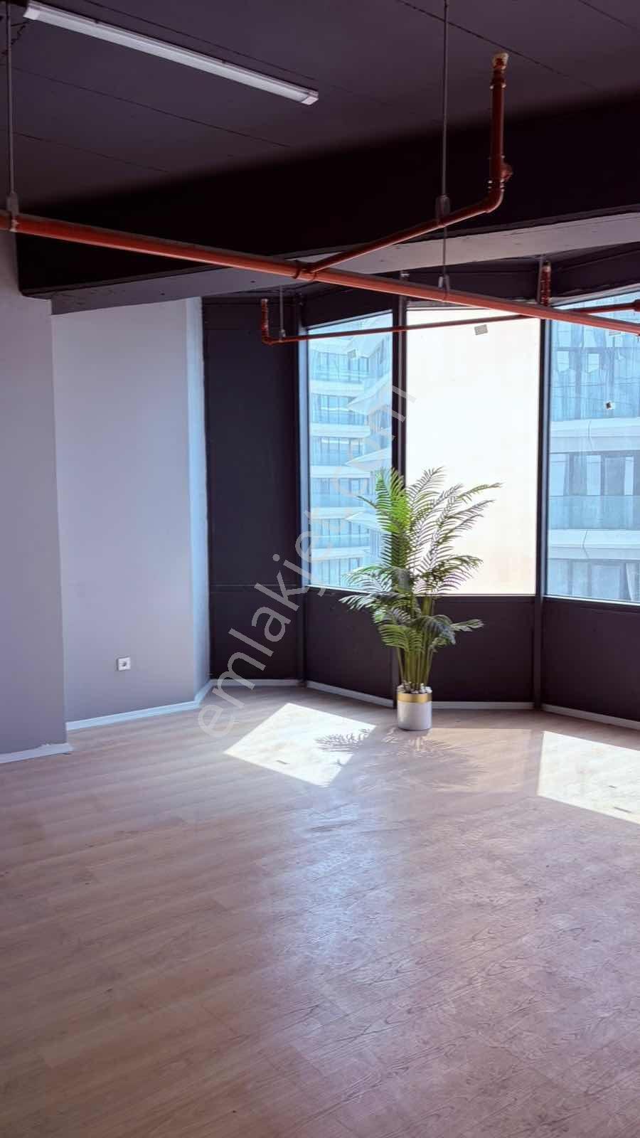 Emlakyap Tan Karat34 Te Kiralık 102m2 Prestijli Plaza Ofisi - Görsel 17