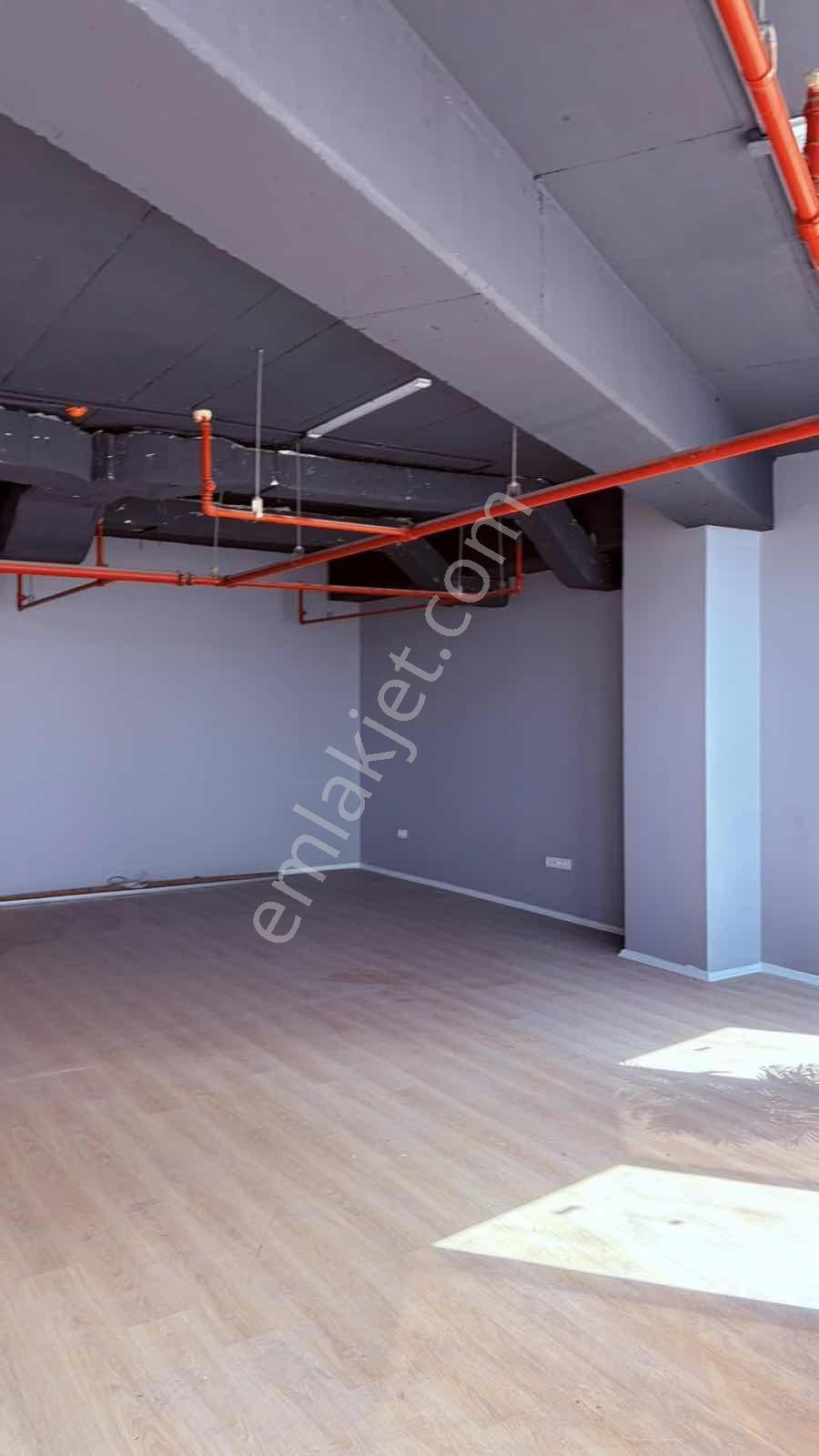 Emlakyap Tan Karat34 Te Kiralık 102m2 Prestijli Plaza Ofisi - Görsel 5