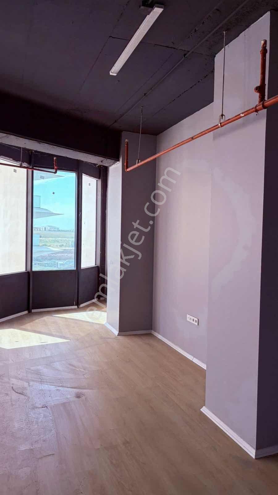 Emlakyap Tan Karat34 Te Kiralık 102m2 Prestijli Plaza Ofisi - Görsel 14