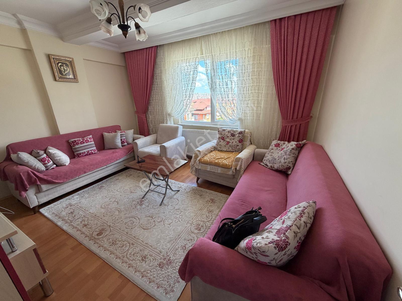 İstanbul House'dan B.evler Cumhuriyet Mah.3+2 Teraslı Dubleks - Görsel 8